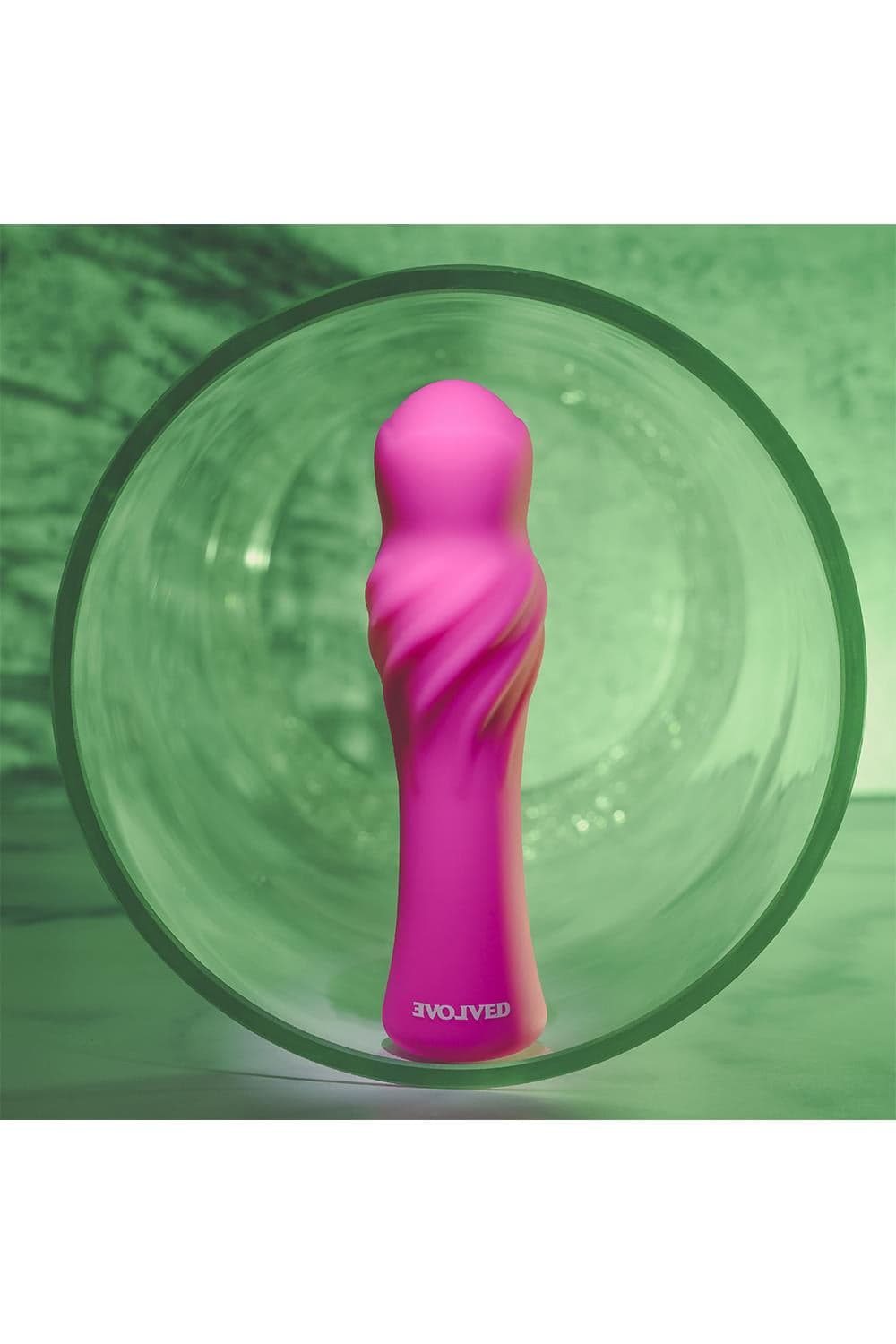 Vibratore Twist & Shout a Tulipano potente compatto 10 modalità USB soft touch in prodotto Erosdom - Palmi, commercioVirtuoso.it