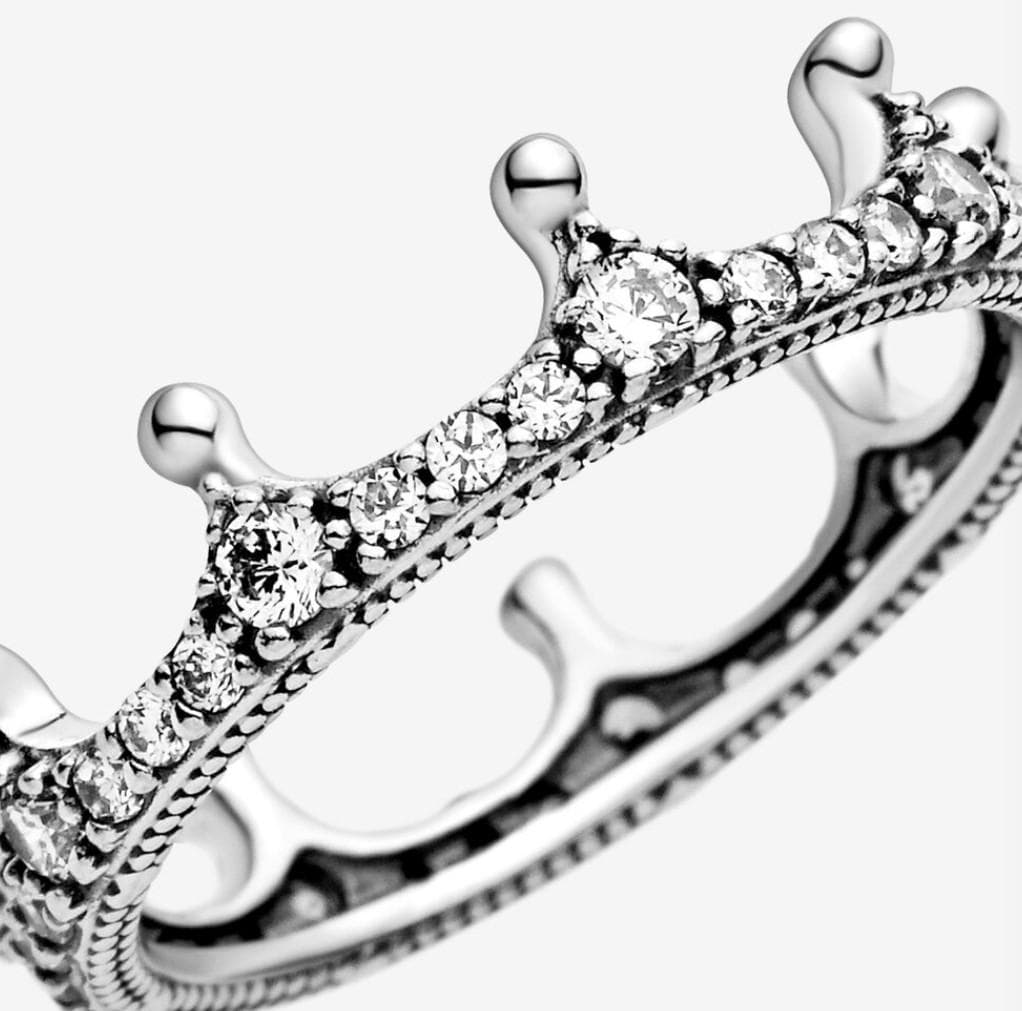 Pandora Anello corona scintillante in Anelli Alba Gioielli - Casoria, commercioVirtuoso.it