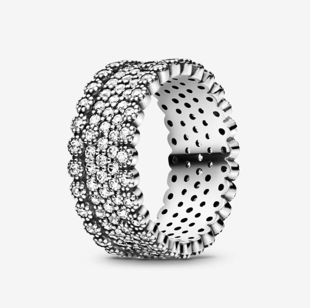 Pandora anello a fascia con pavé scintillante in Anelli Alba Gioielli - Casoria, commercioVirtuoso.it