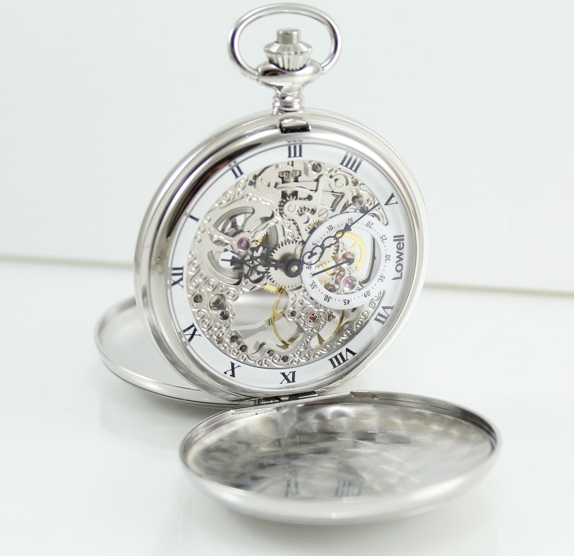 Orologio da tasca carica manuale Lowell con movimento a vista in Orologi da tasca Gioielleria Saba - Dolianova, commercioVirtuoso.it