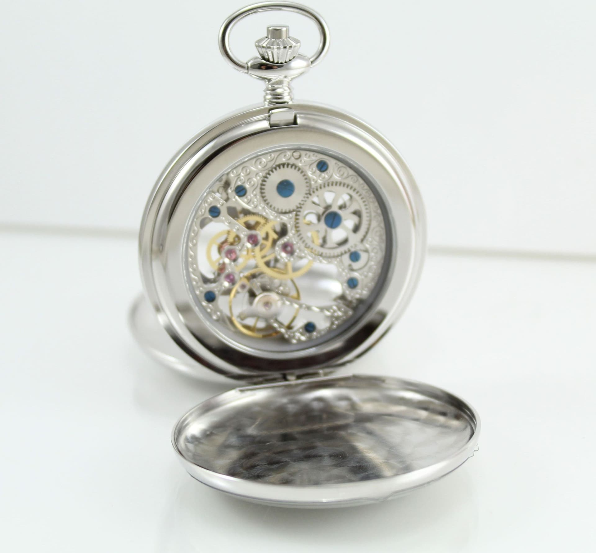 Orologio da tasca carica manuale Lowell con movimento a vista in Orologi da tasca Gioielleria Saba - Dolianova, commercioVirtuoso.it