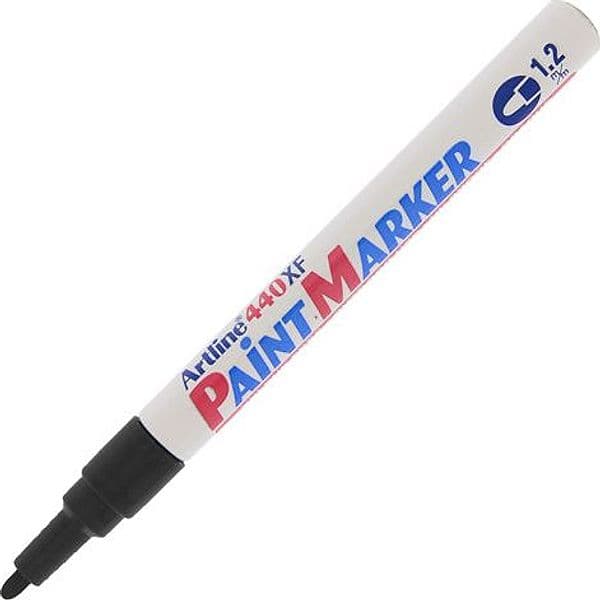 Marcatore Artline A 440 Punta Tonda Fine A Vernice Nero