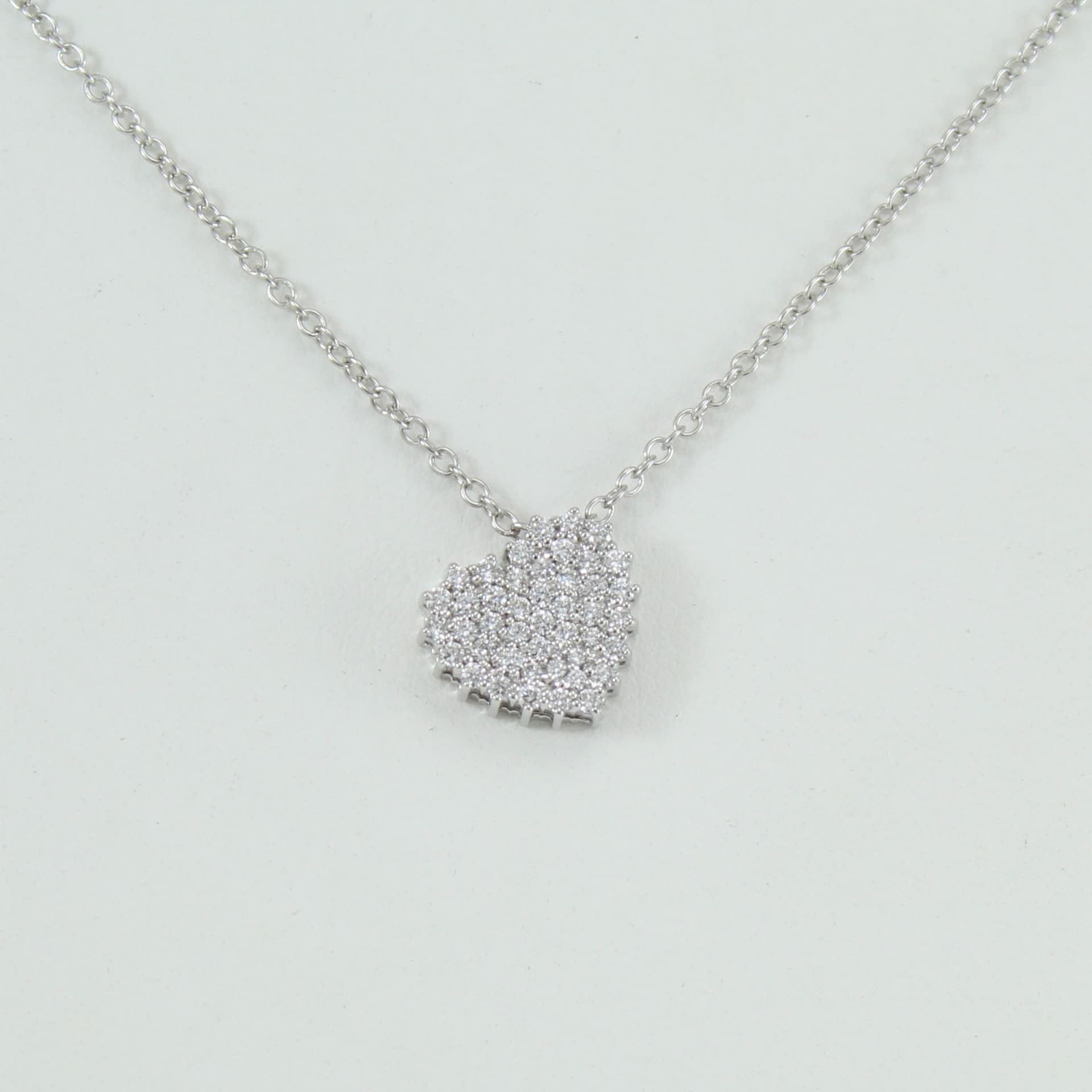 Collana donna Mirco Visconti oro bianco pendente cuore di diamanti in Collane Gioielleria Saba - Dolianova, commercioVirtuoso.it