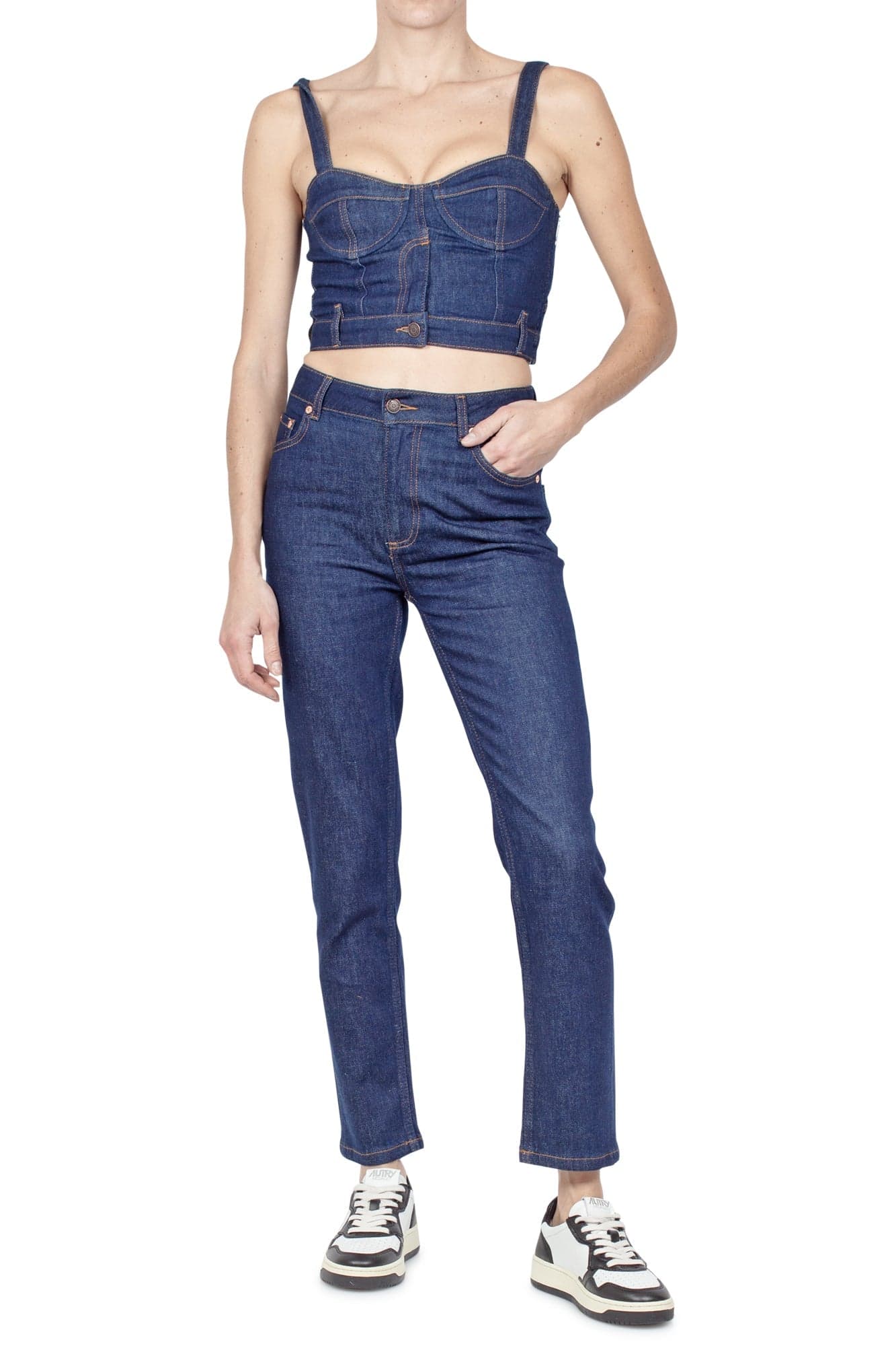 MO5CH1NO JEANS - MOSCHINO MO5CH1NO JEANS - Moschino - Crop top - 430111 - Denim da donna in Pantaloni Drestige - Casamassima, commercioVirtuoso.it
