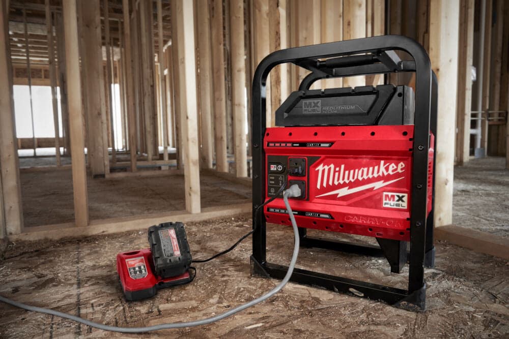 GENERATORE ELETTRICO 2XBATTERIA MXF PS-602 MX FUEL 'MILWAUKEE' in prodotto Busolin - Venezia, commercioVirtuoso.it