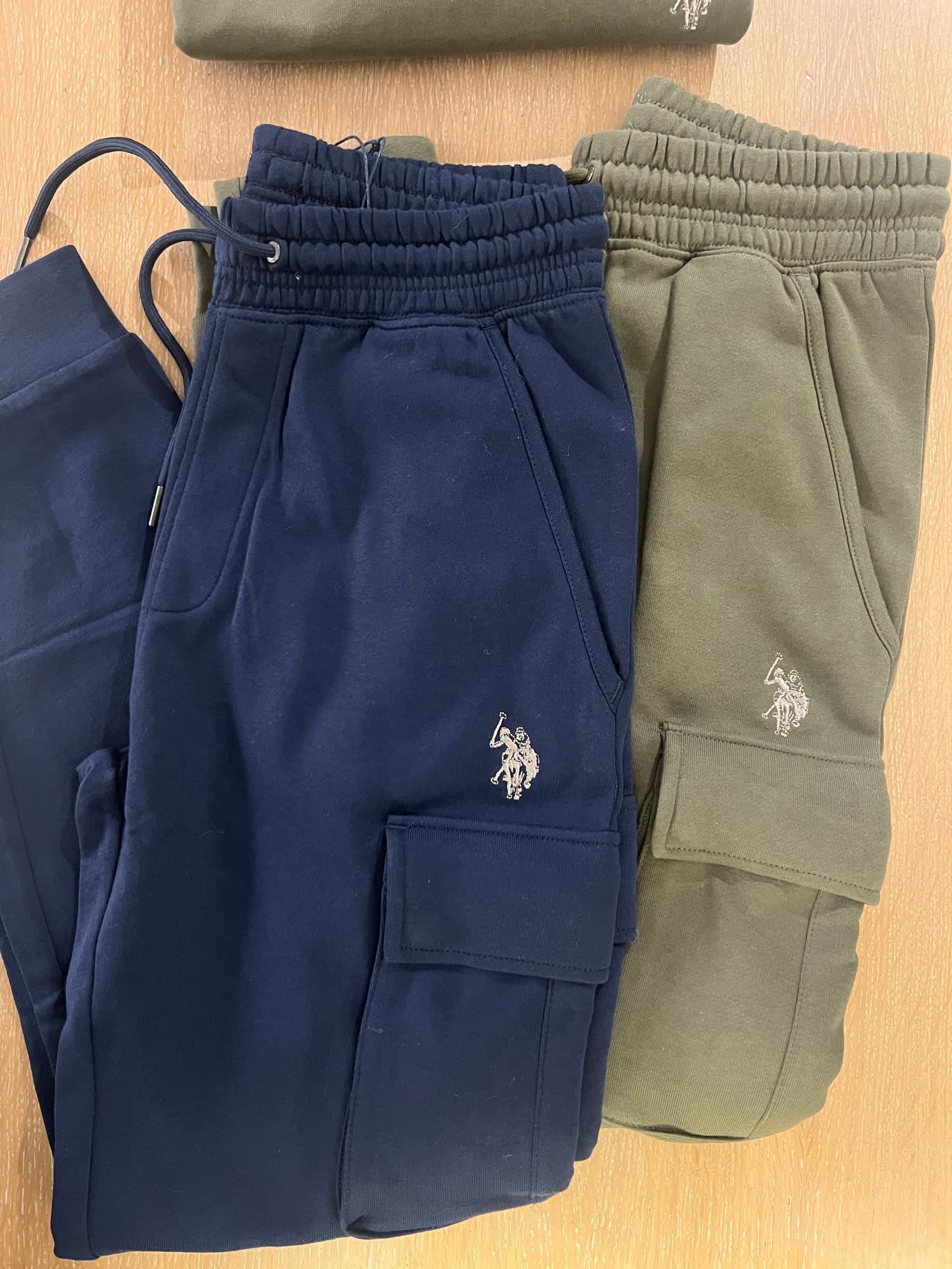 Pantalone Laz felpa cargo in Pantaloni Kanal 32 - Santa Maria di Licodia, commercioVirtuoso.it