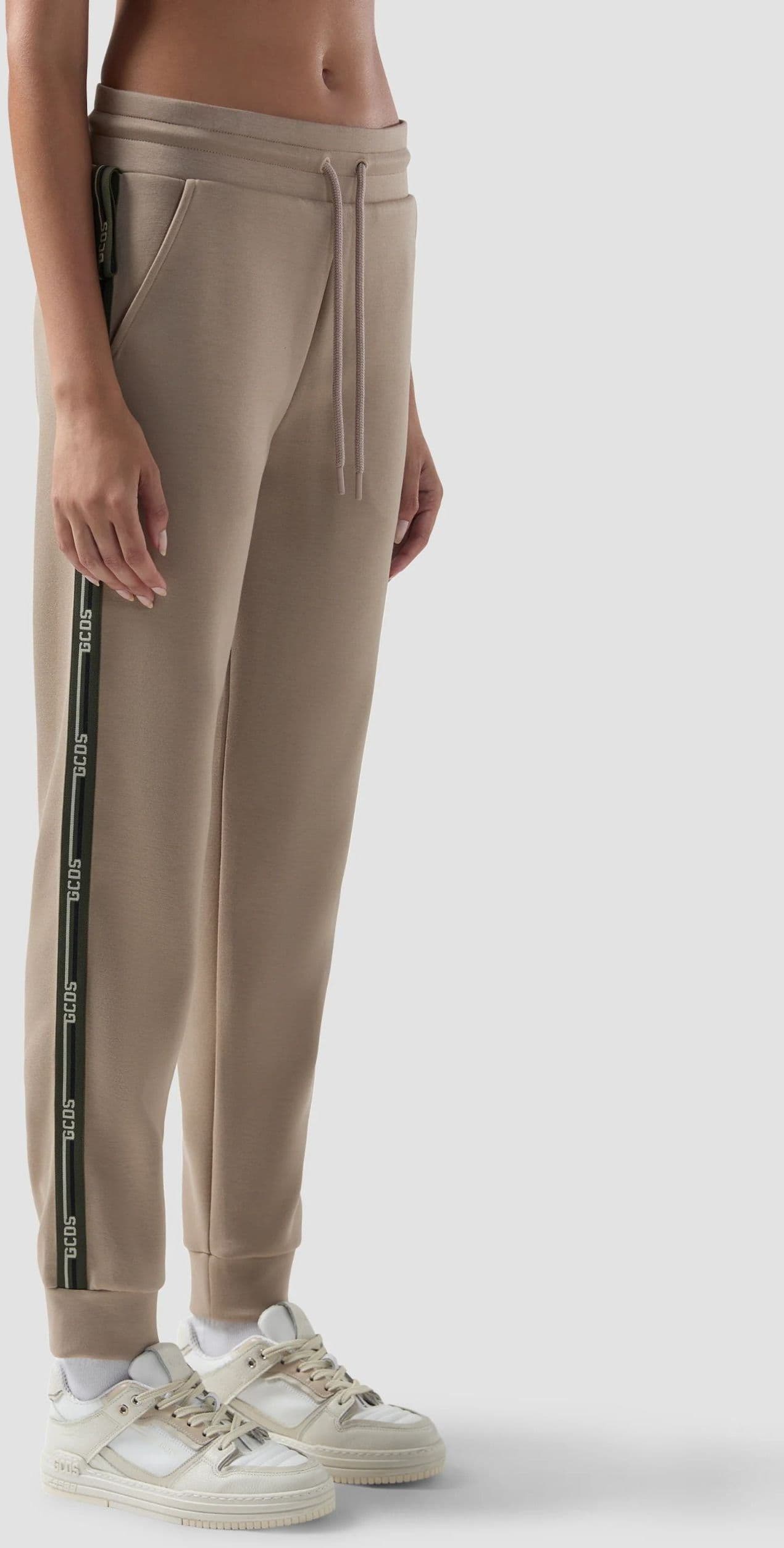GCDS PANTALONE LOGO TAPE SCOUBA JOGGERS da donna in Pantaloni sportivi Drestige - Casamassima, commercioVirtuoso.it