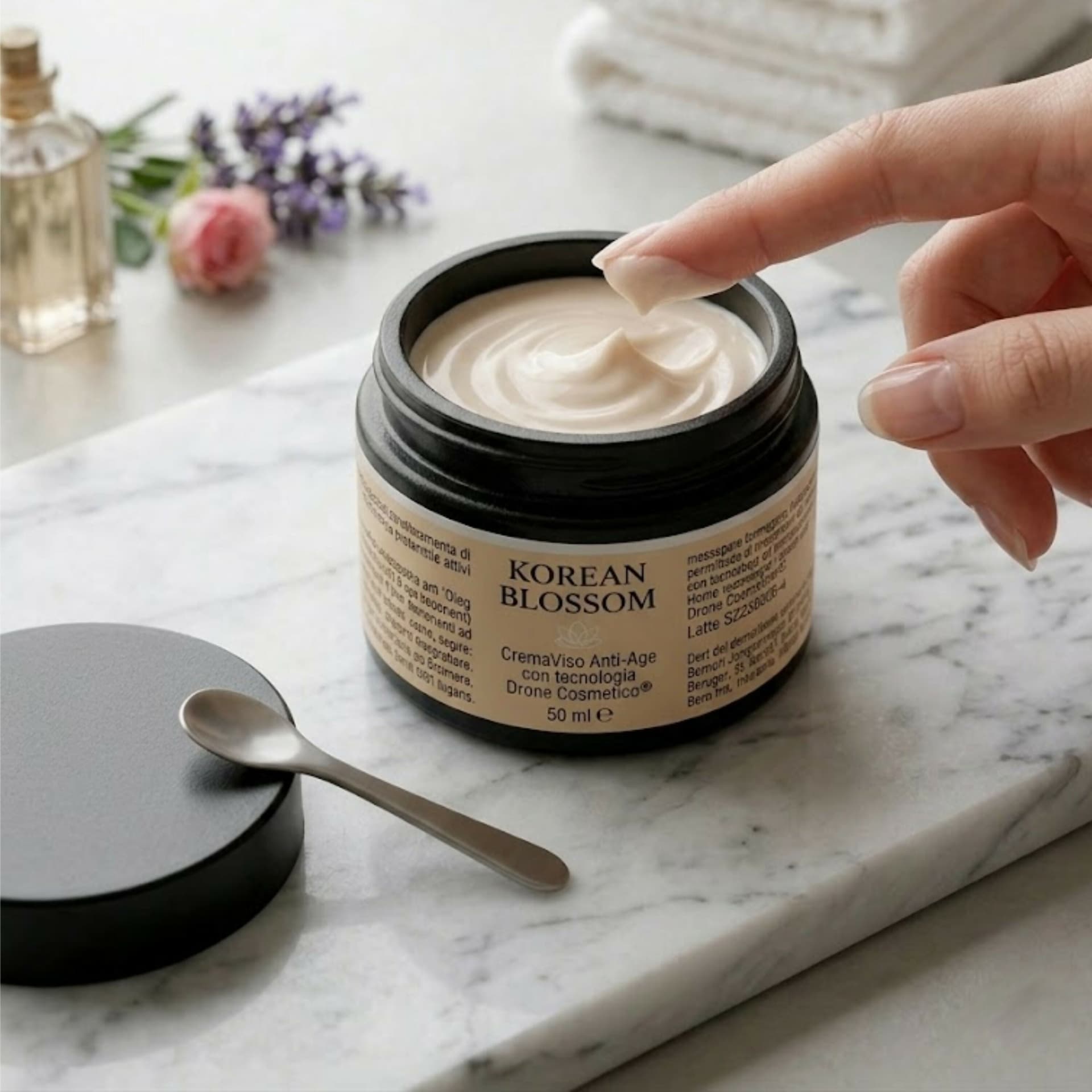 Korean Blossom Crema Viso Anti-Età – Tecnologia Drone Cosmetico Hyalufiller – Nutriente e Idratante – 50ml in Creme BasketGuru Italia - Palermo, commercioVirtuoso.it