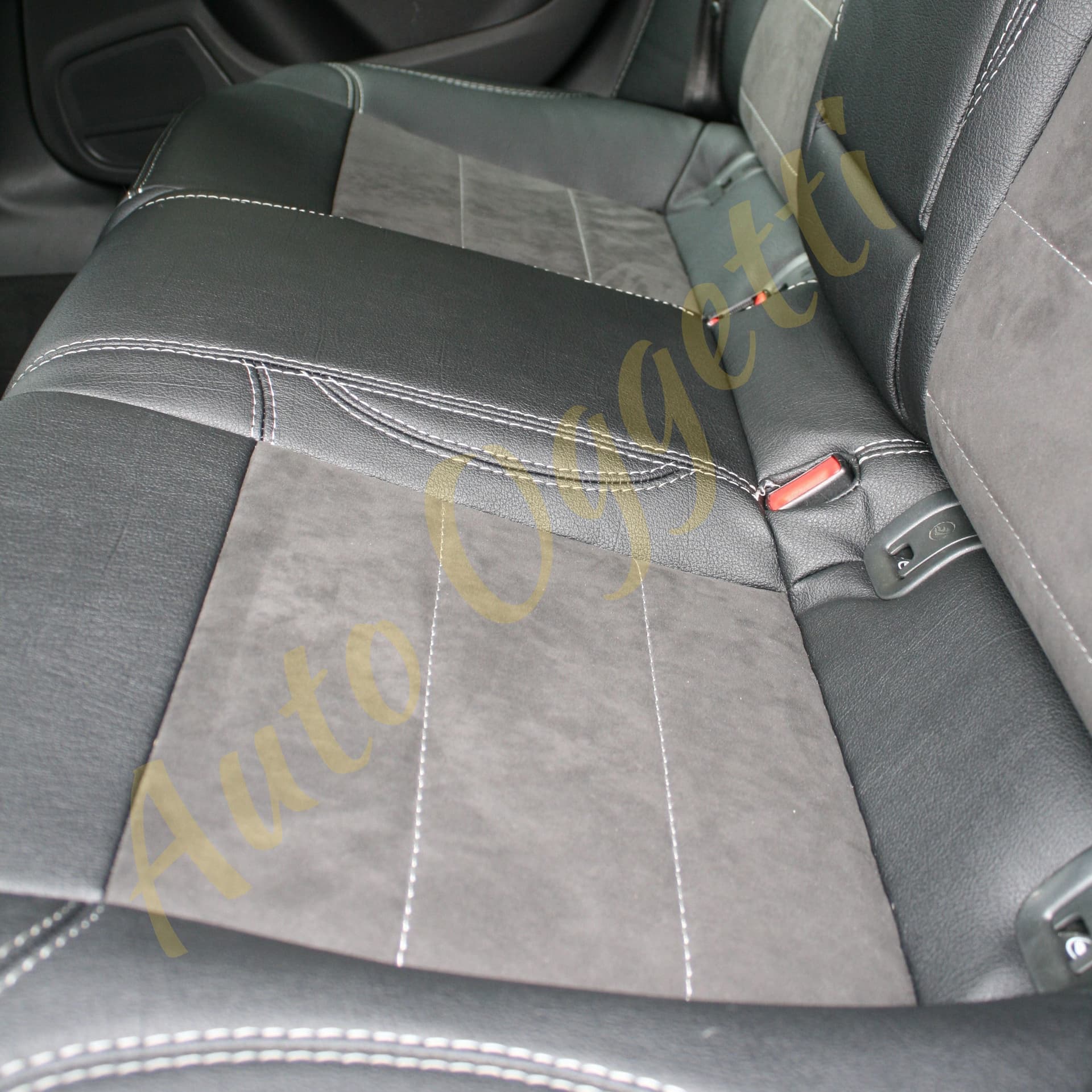 Coprisedili di classe Premium per Audi A5 Sportback (2007-2016) in Set per interni Autooggetti.it - Roma, commercioVirtuoso.it