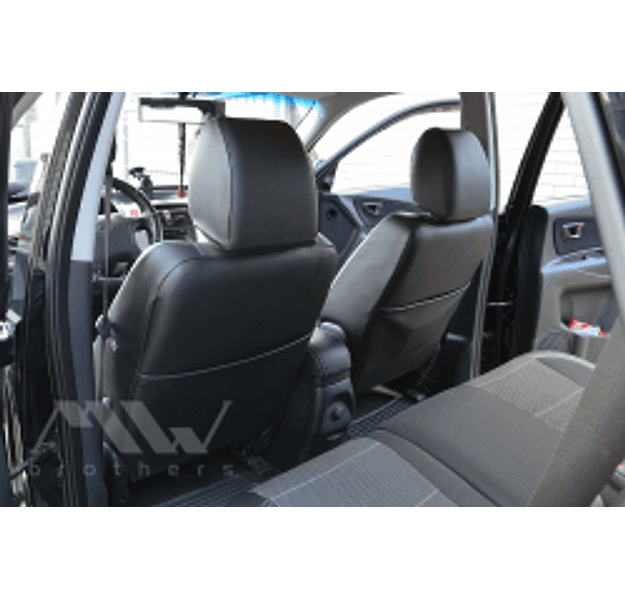 Coprisedili su misura per Hyundai Tucson 1 (2004-2014) in Set per interni Autooggetti.it - Roma, commercioVirtuoso.it