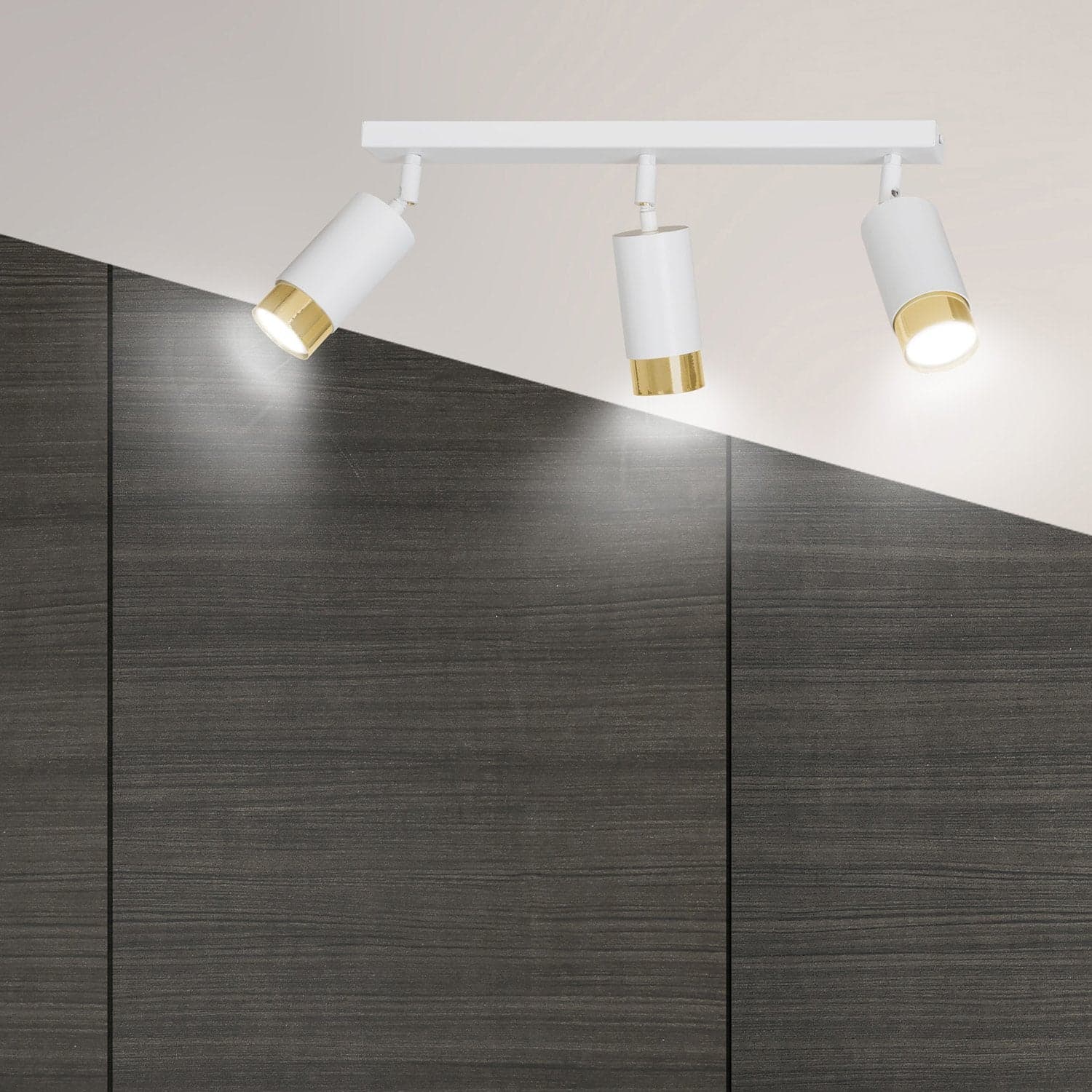 Plafoniera 3 Luci A Faretti Orientabili A Cilindro In Acciaio Bianco E Oro in Faretti da soffitto LuceArt - Montecorvino Pugliano, commercioVirtuoso.it