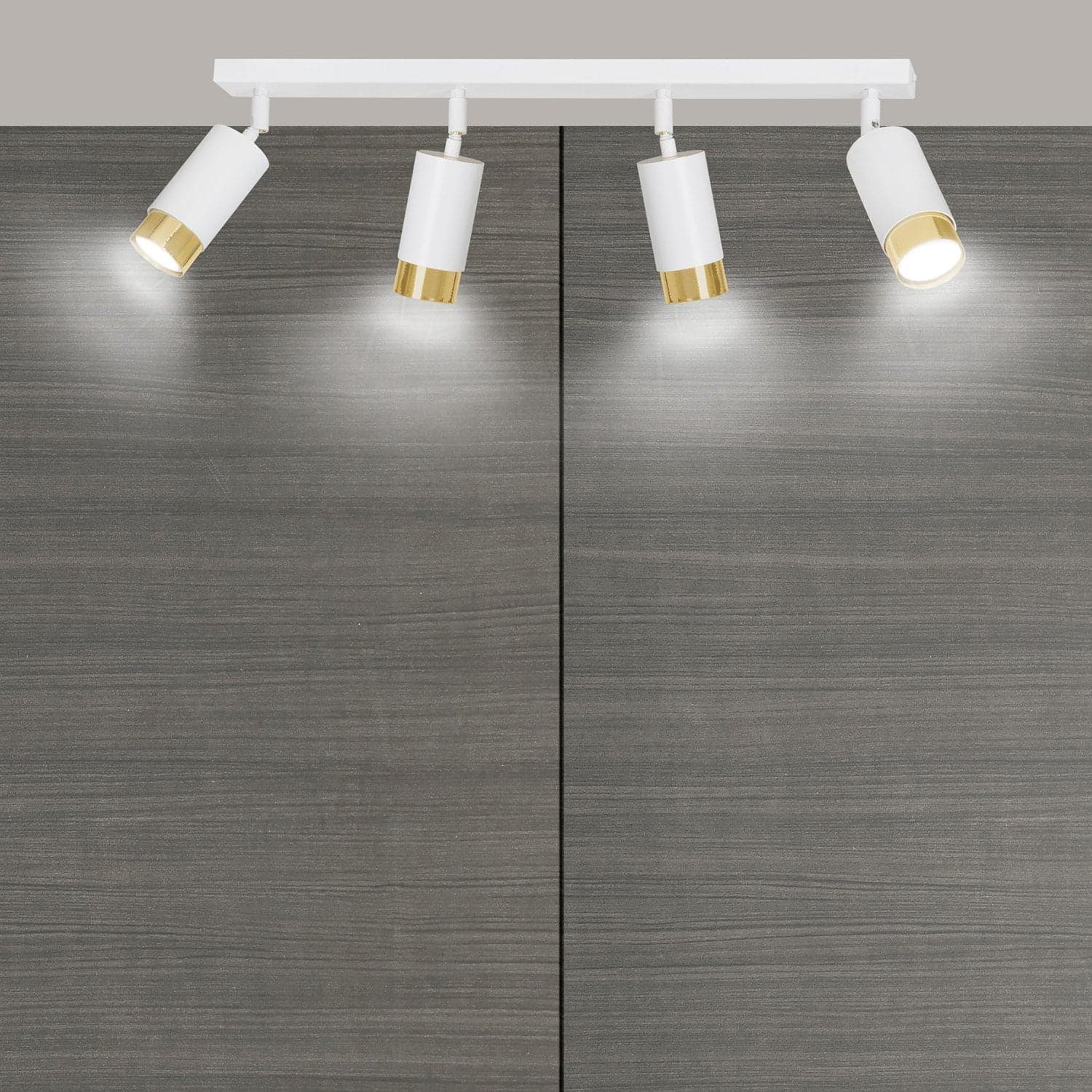 Plafoniera 4 Luci A Faretti Orientabili A Cilindro In Acciaio Bianco E Oro in Faretti da soffitto LuceArt - Montecorvino Pugliano, commercioVirtuoso.it