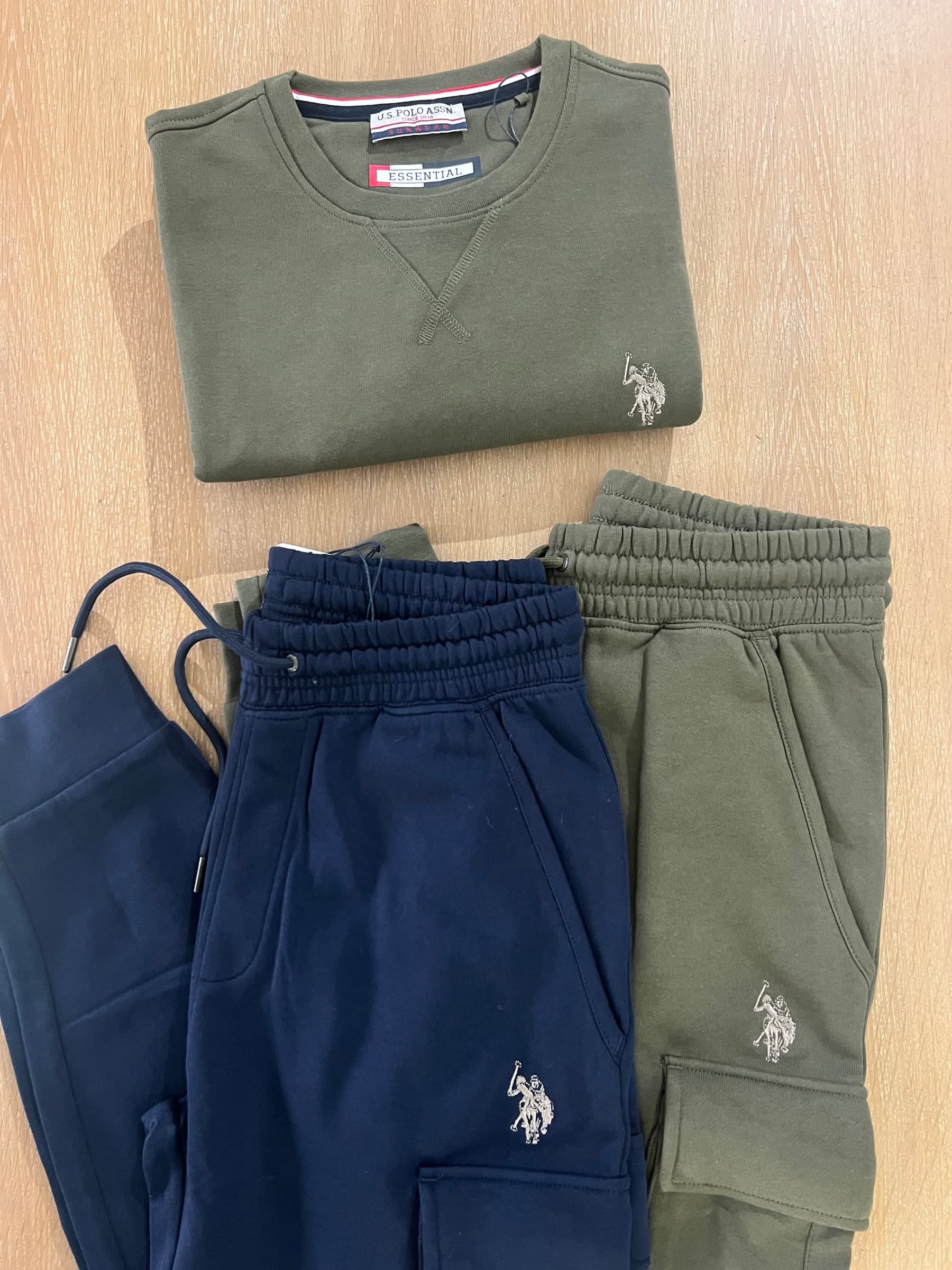 Pantalone Laz felpa cargo in Pantaloni Kanal 32 - Santa Maria di Licodia, commercioVirtuoso.it