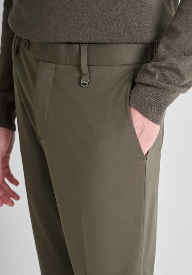Antony Morato pantaloni uomo verde militare da uomo in Pantaloni Drestige - Casamassima, commercioVirtuoso.it