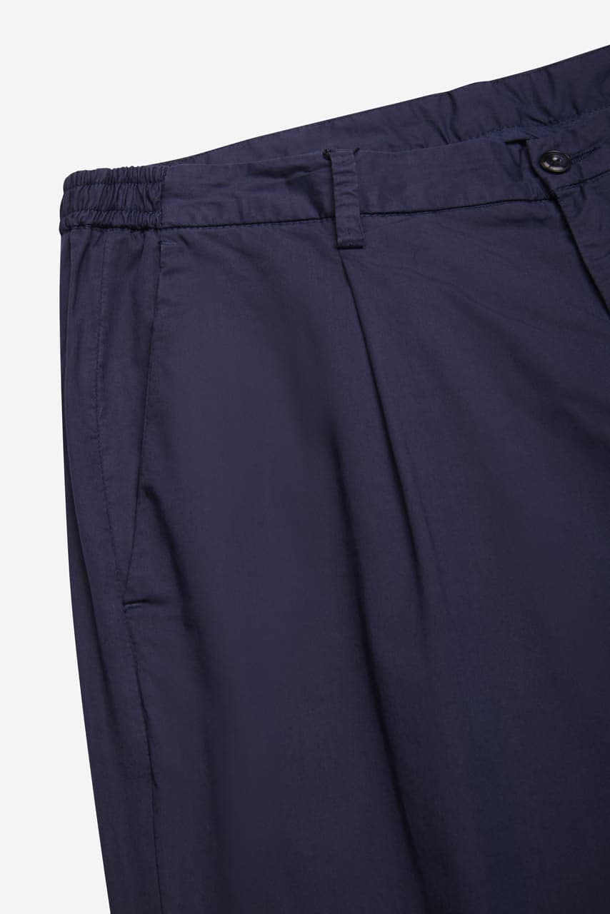 Pantalone uomo AT.P.CO Berlino con coulisse in tessuto tecnico A321BERLINO563TC506/TB 799 in Autocategorizzazione Broadway Red - Barletta, commercioVirtuoso.it