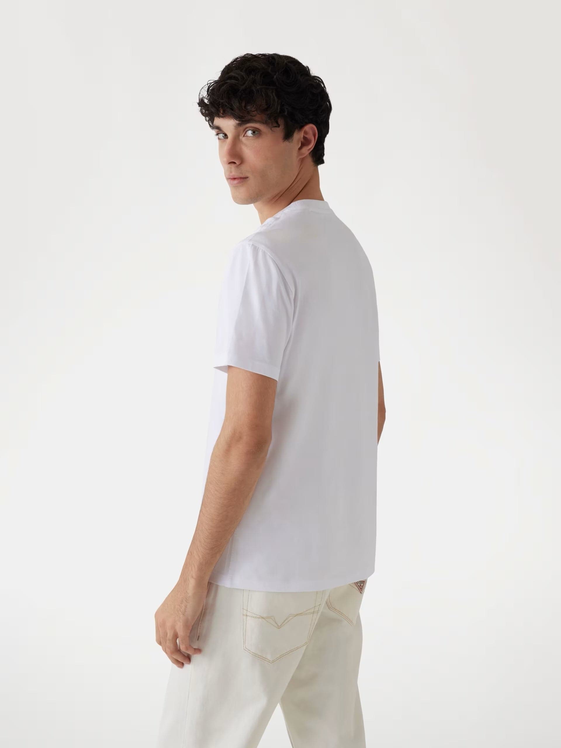 Guess T-shirt uomo in T-shirt Broadway Red - Barletta, commercioVirtuoso.it