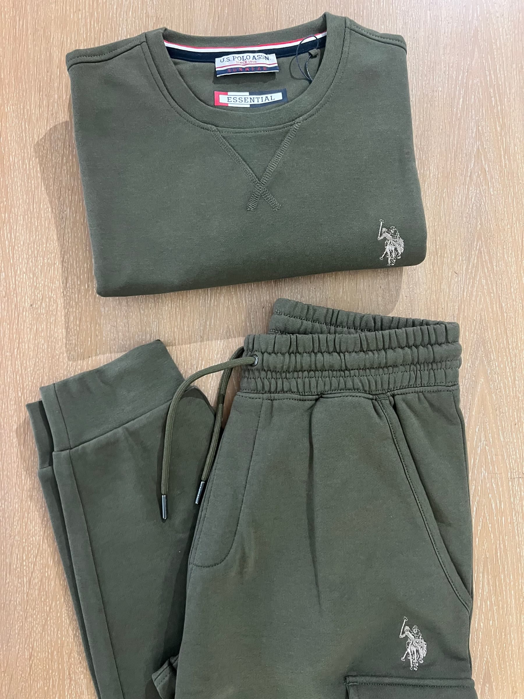 Pantalone Laz felpa cargo in Pantaloni Kanal 32 - Santa Maria di Licodia, commercioVirtuoso.it