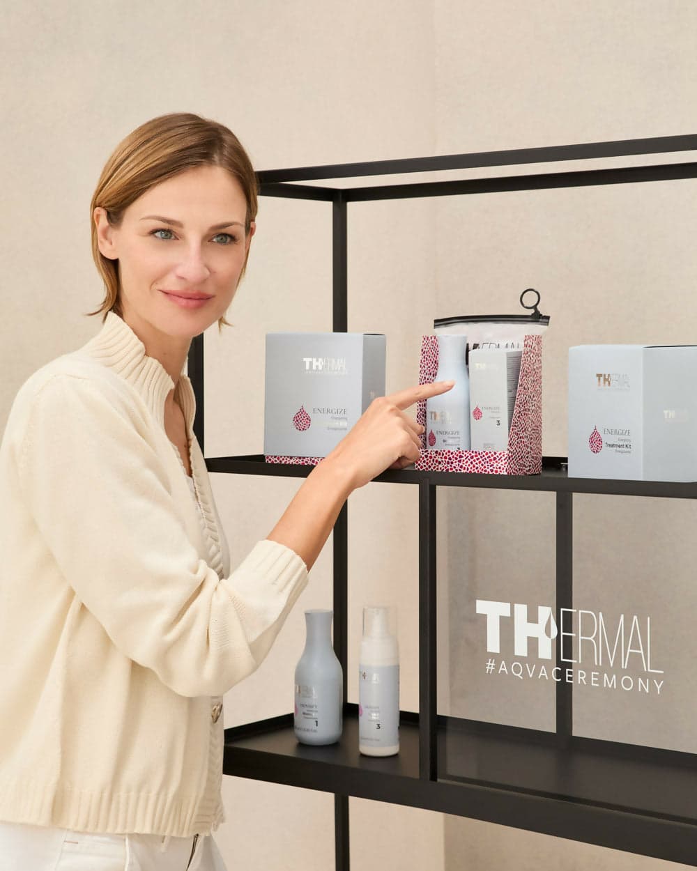 Olio Illuminante Capelli Emsibeth Thermal Shine – Trattamento Lucidante Anti Crespo con Acido Ialuronico, Dona Brillantezza, Morbidezza e Setosità Senza Appesantire in Oli per capelli Ricci Perfetti - Partinico, commercioVirtuoso.it