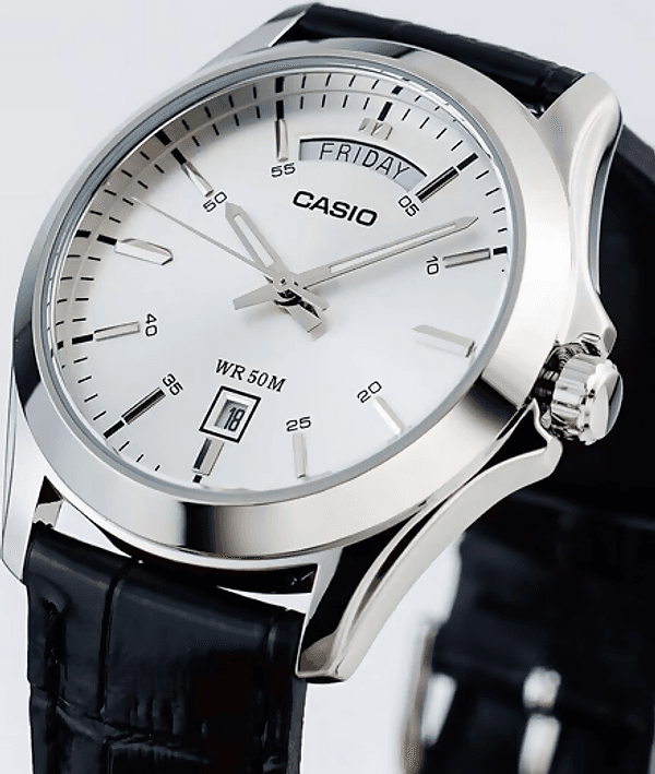 Orologio Casio per uomo, MTP-1370L-7A, cinturino in pelle, movimento al quarzo,quadrnate argento con segna data e giorno della settimana in Orologi da polso Loweconomy - Marineo, commercioVirtuoso.it