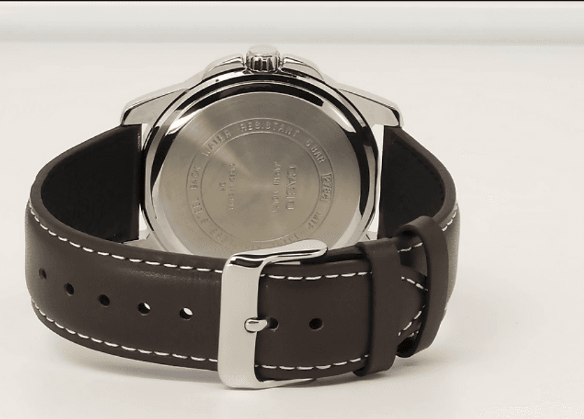 Orologio casio per uomo, MTP-1314L-7A, cinturino in pelle marrone, quadrante bianco con datario, movimento al quarzo in Orologi da polso Loweconomy - Marineo, commercioVirtuoso.it