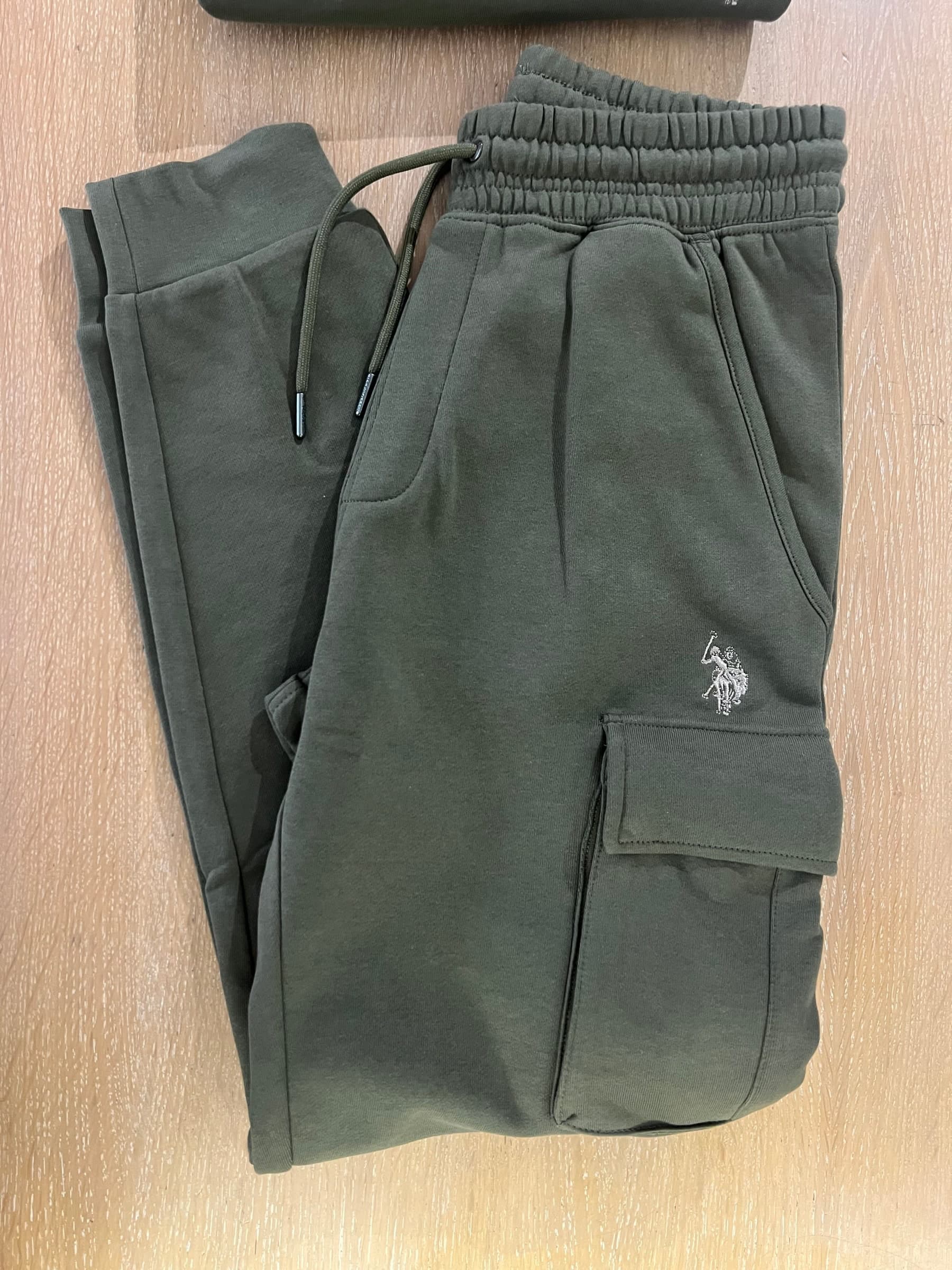 Pantalone Laz felpa cargo in Pantaloni Kanal 32 - Santa Maria di Licodia, commercioVirtuoso.it