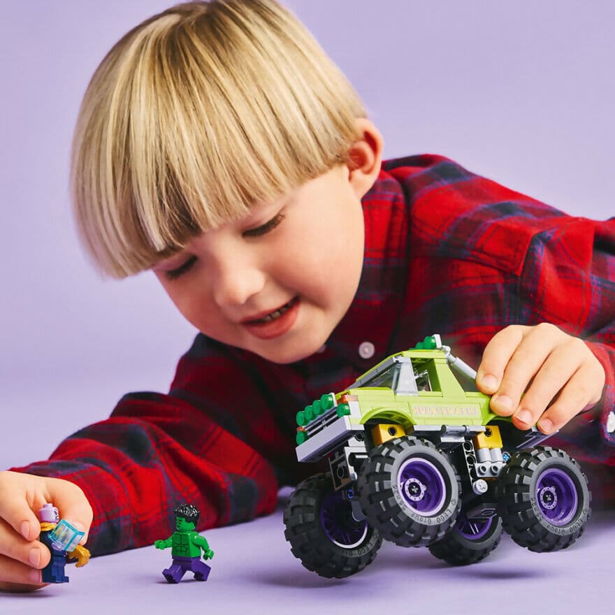 LEGO MARVEL SUPER HEROES 76312 - TRUCK DI HULK CONTRO THANOS in Animali Cartoleria Deja Vu - Crotone, commercioVirtuoso.it