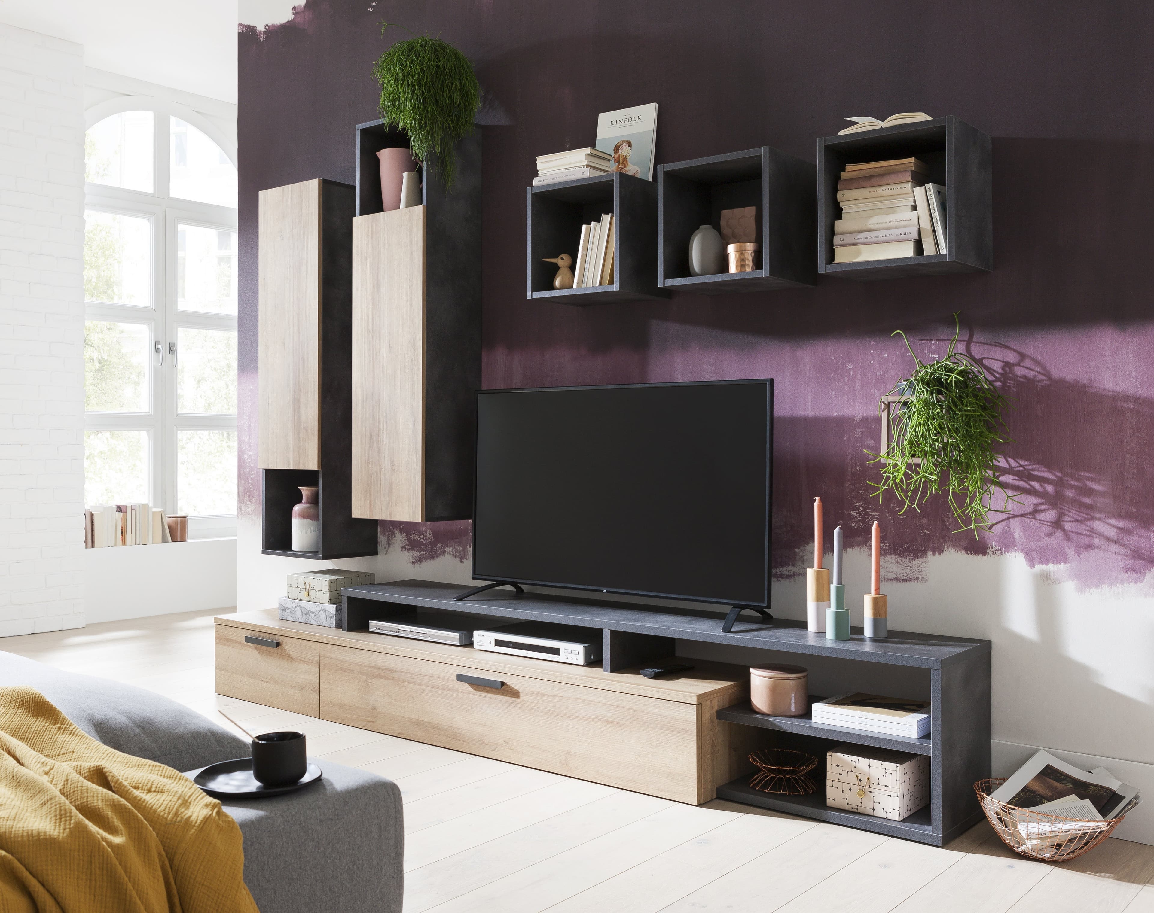 Pensile orizzontale per soggiorno "Vittoria" rovere e nero con anta a ribalta 140 cm in Mensole da muro Decor Space - Altamura, commercioVirtuoso.it