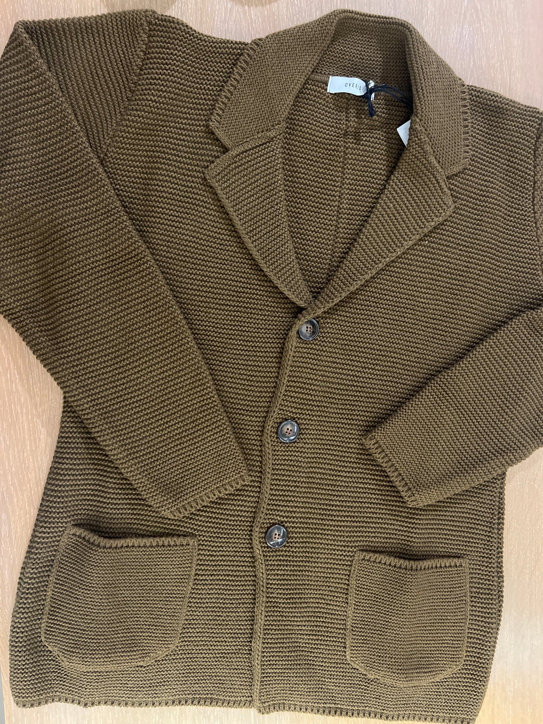 Cardigan  bottoni collo camicia in Cappotti Kanal 32 - Santa Maria di Licodia, commercioVirtuoso.it