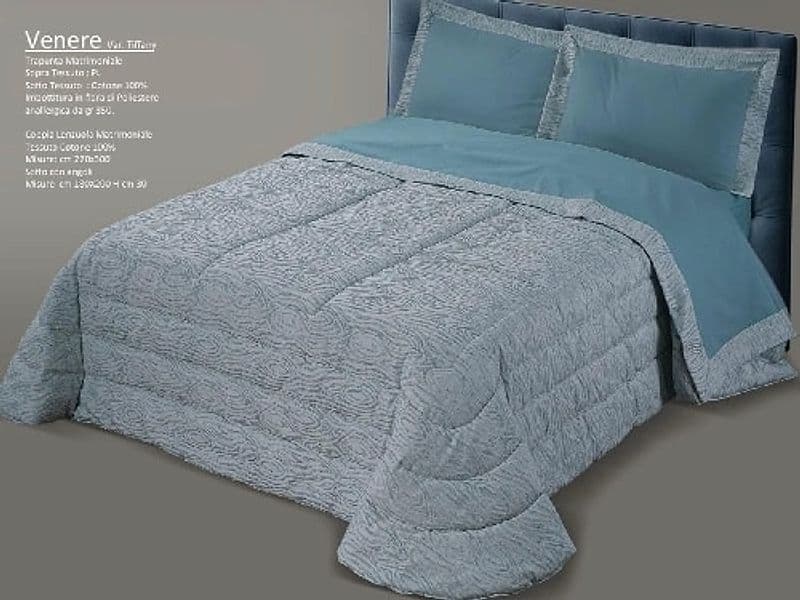 Trapunta matrimoniale art. Venere colore tiffany Mon Amour imbottitura in fibra poliestere anallergica da gr.350 Sopra tessuto: PL sotto tessuto: cotone 100%