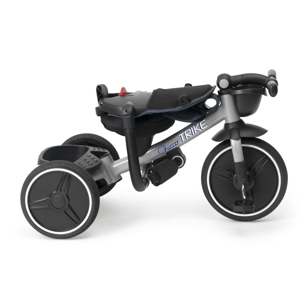 CHICCO Triciclo Evolutivo Bambini 4in1 segue la crescita del bambino - Telaio in Metallo - Ruote in Gomma EVA - Cintura a 4 Punti - Maniglione Telescopico e Cappottina Rimovibili - Passeggino con Seduta Reversibile - Cestino - colore BLU in Bici per bambini Sanitaria Gioia del Bimbo - Villa San Giovanni, commercioVirtuoso.it