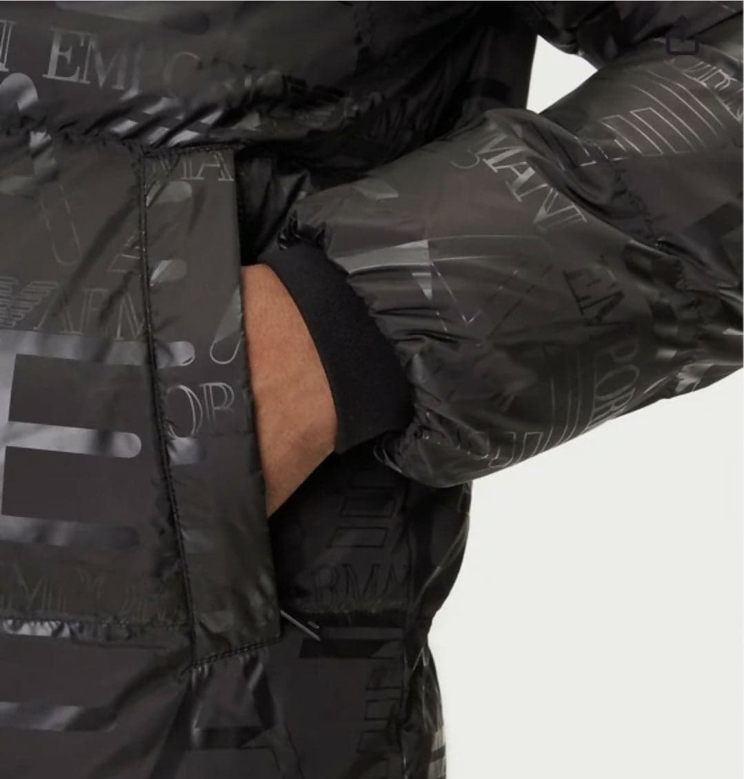 Giubbotto Emporio Armani EA7 Uomo Nero 7m000687af15969 in Giacche e cappotti Euforia - Bronte, commercioVirtuoso.it