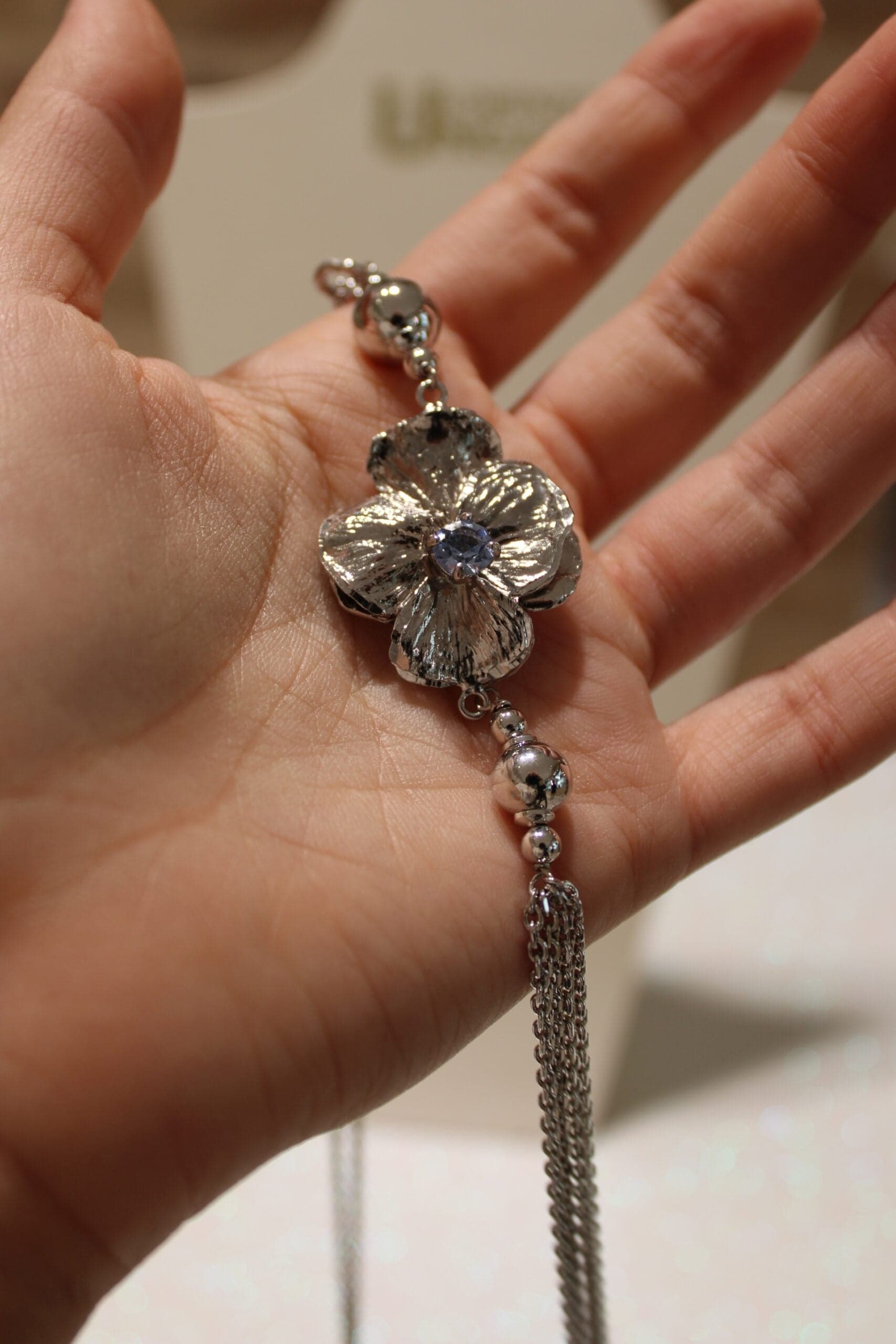 Collana donna UNGARI FLOCL007 in Collane Gioielleria Cameli - Monte Urano, commercioVirtuoso.it