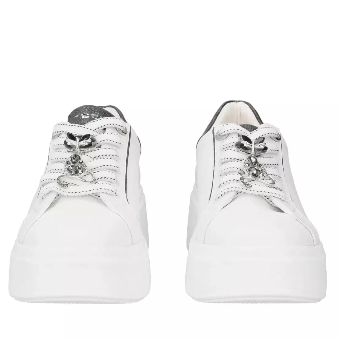 ToscaBlu Donna Sneakers Clara in pelle con accessorio gatto colore bianco/nero in Sneaker casual Cantali Calzature - Randazzo, commercioVirtuoso.it
