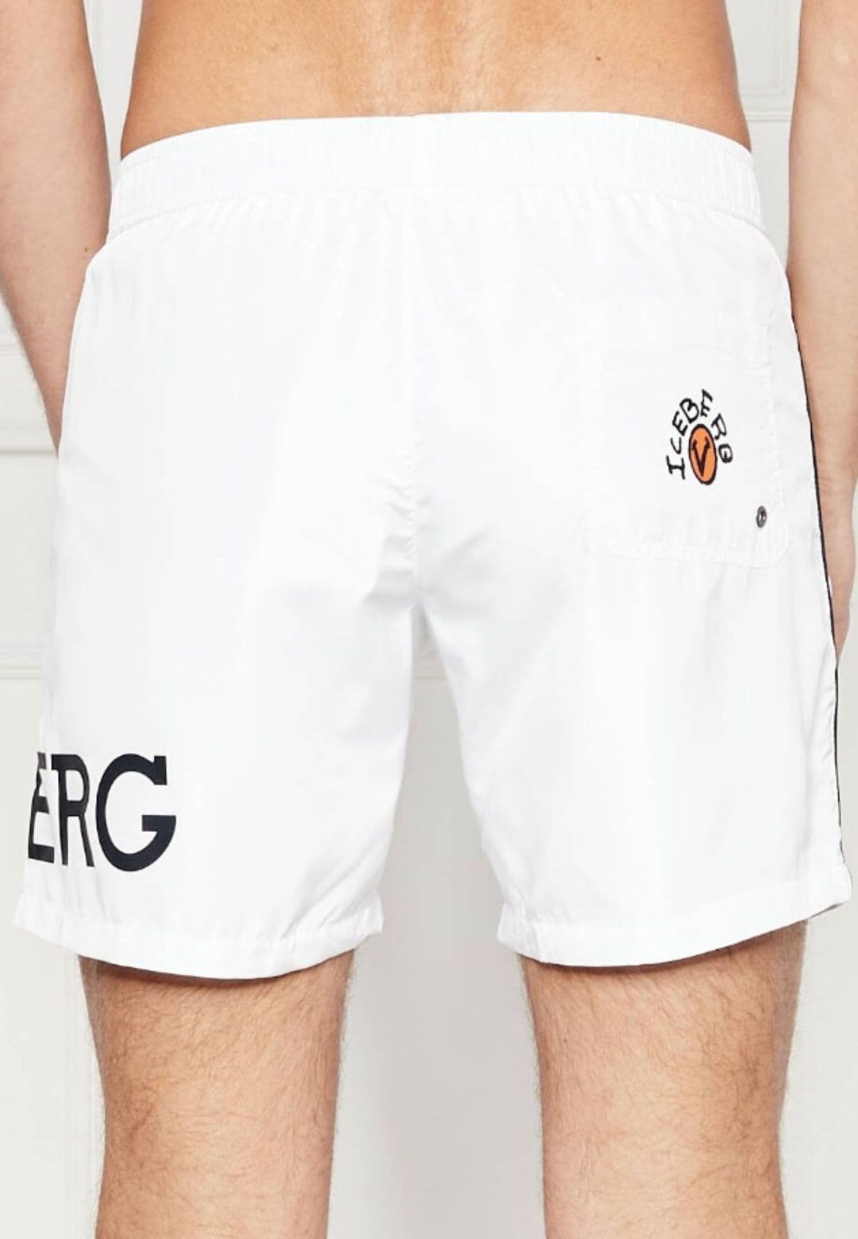 ICEBERG COSTUME LOONEY TUNES da uomo in Adulti Drestige - Casamassima, commercioVirtuoso.it