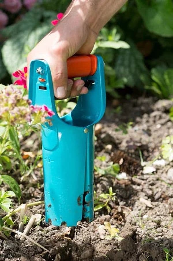 Piantabulbi in Acciaio a Rilascio Automatico con Scala di Profondità Gardena in Autocategorizzazione Taliachicce.it - Milazzo, commercioVirtuoso.it