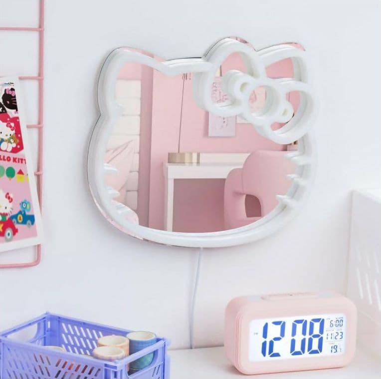 hello kitty 2