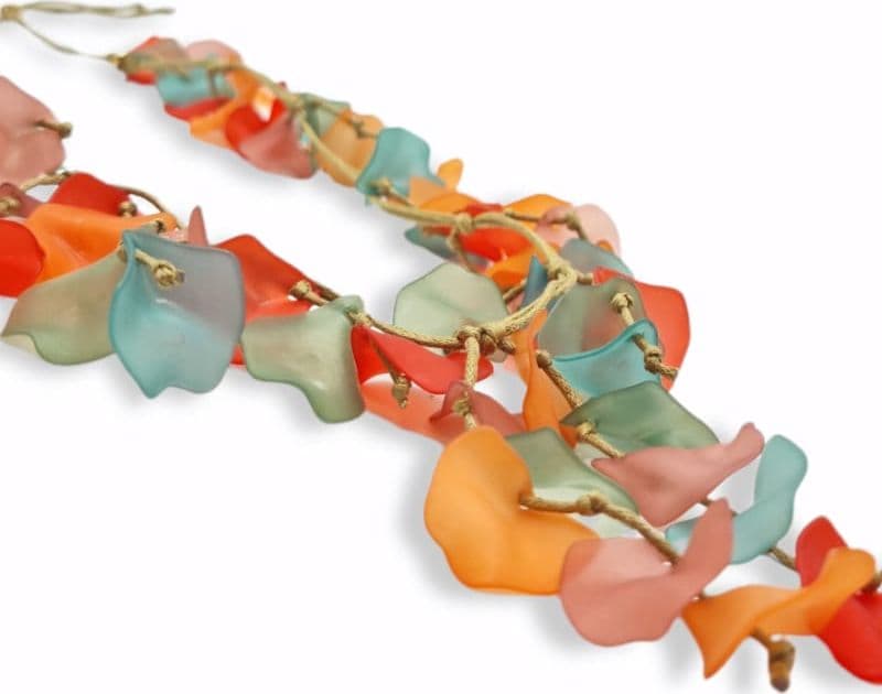 Collana lunga petali in Collane Leclaf - Napoli, commercioVirtuoso.it