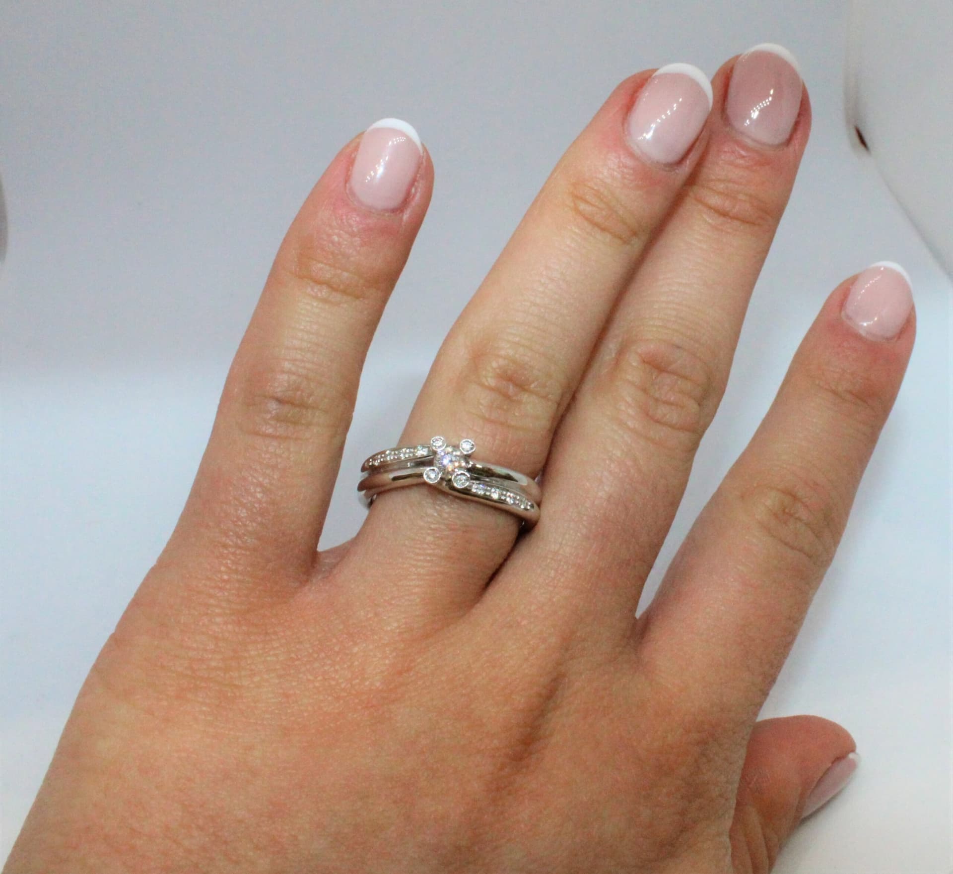 Anello donna GIGI L2747 in Anelli Gioielleria Cameli - Monte Urano, commercioVirtuoso.it