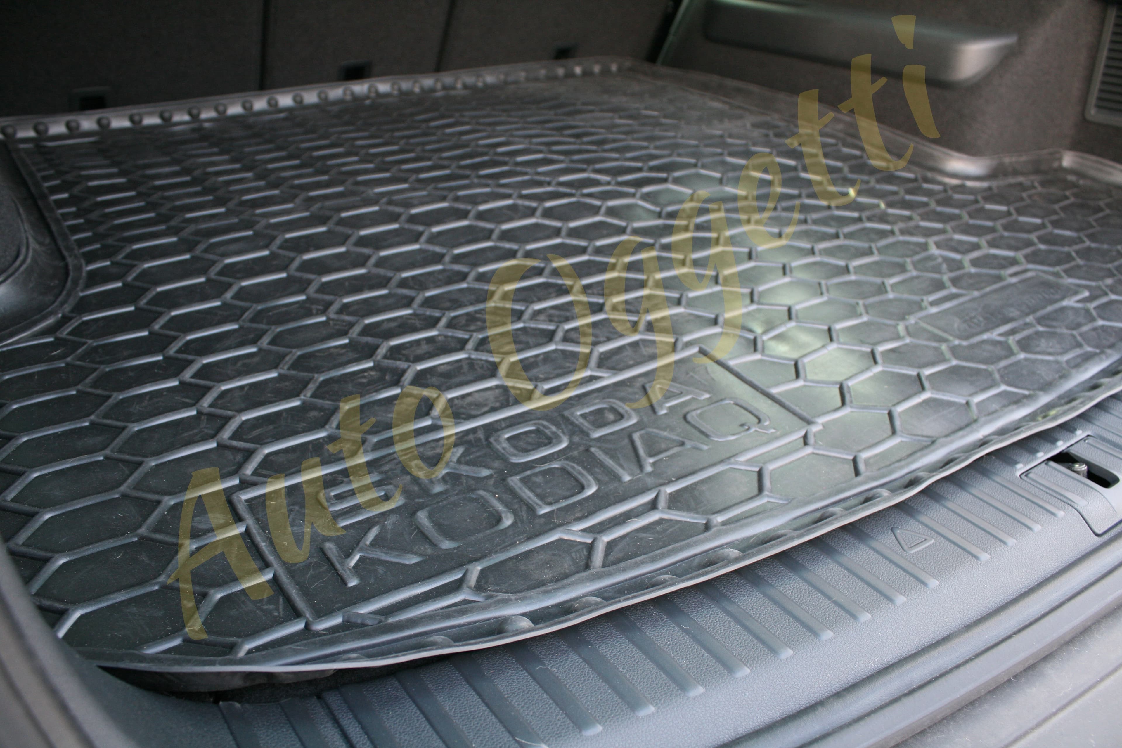 Tappetino di gomma per Skoda Kodiaq 7 posti (base lunga) in Tappetini per bagagliaio auto Autooggetti.it - Roma, commercioVirtuoso.it