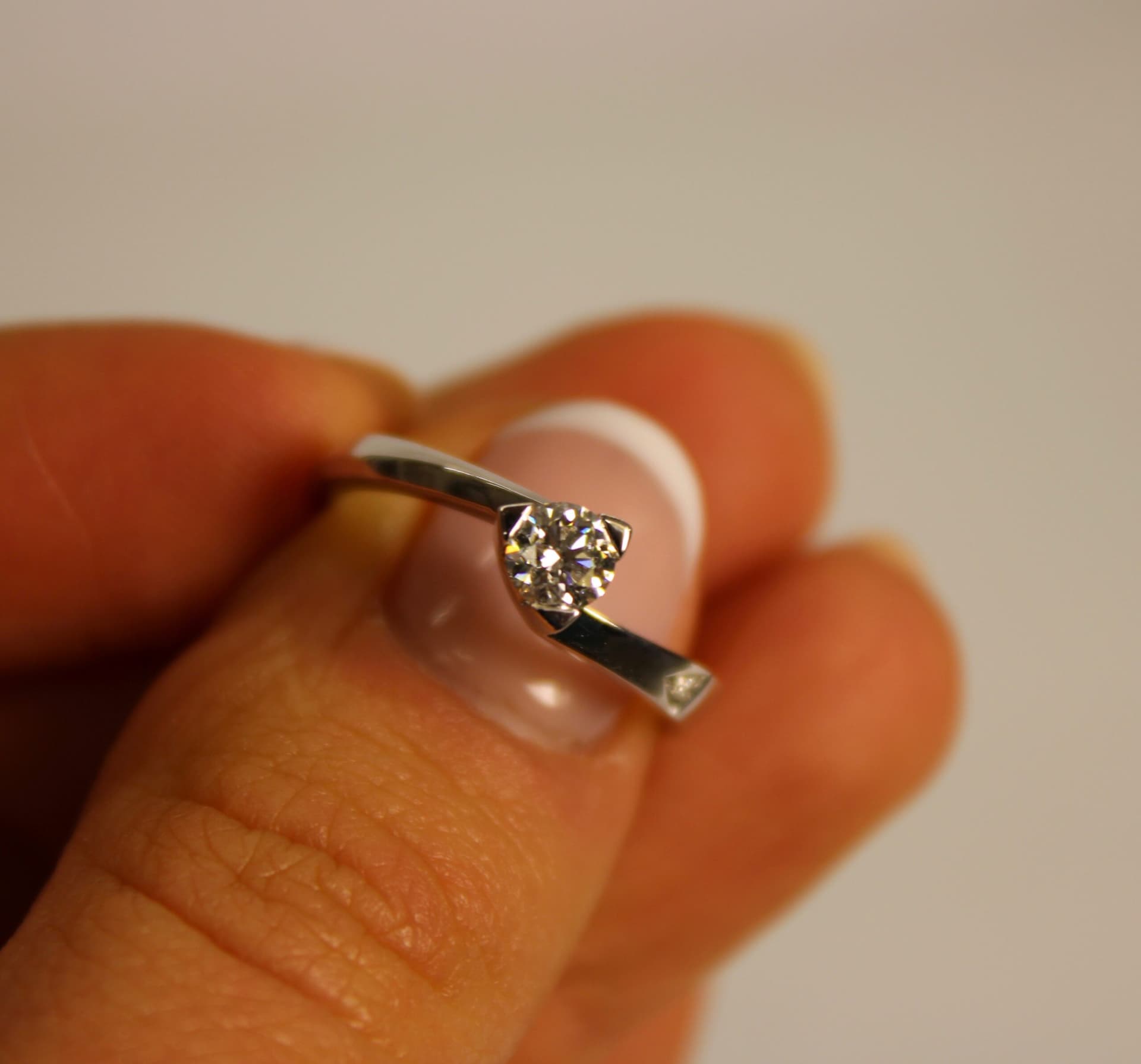 Anello solitario donna BIBIGÌ ANB9871B36 in Anelli Gioielleria Cameli - Monte Urano, commercioVirtuoso.it