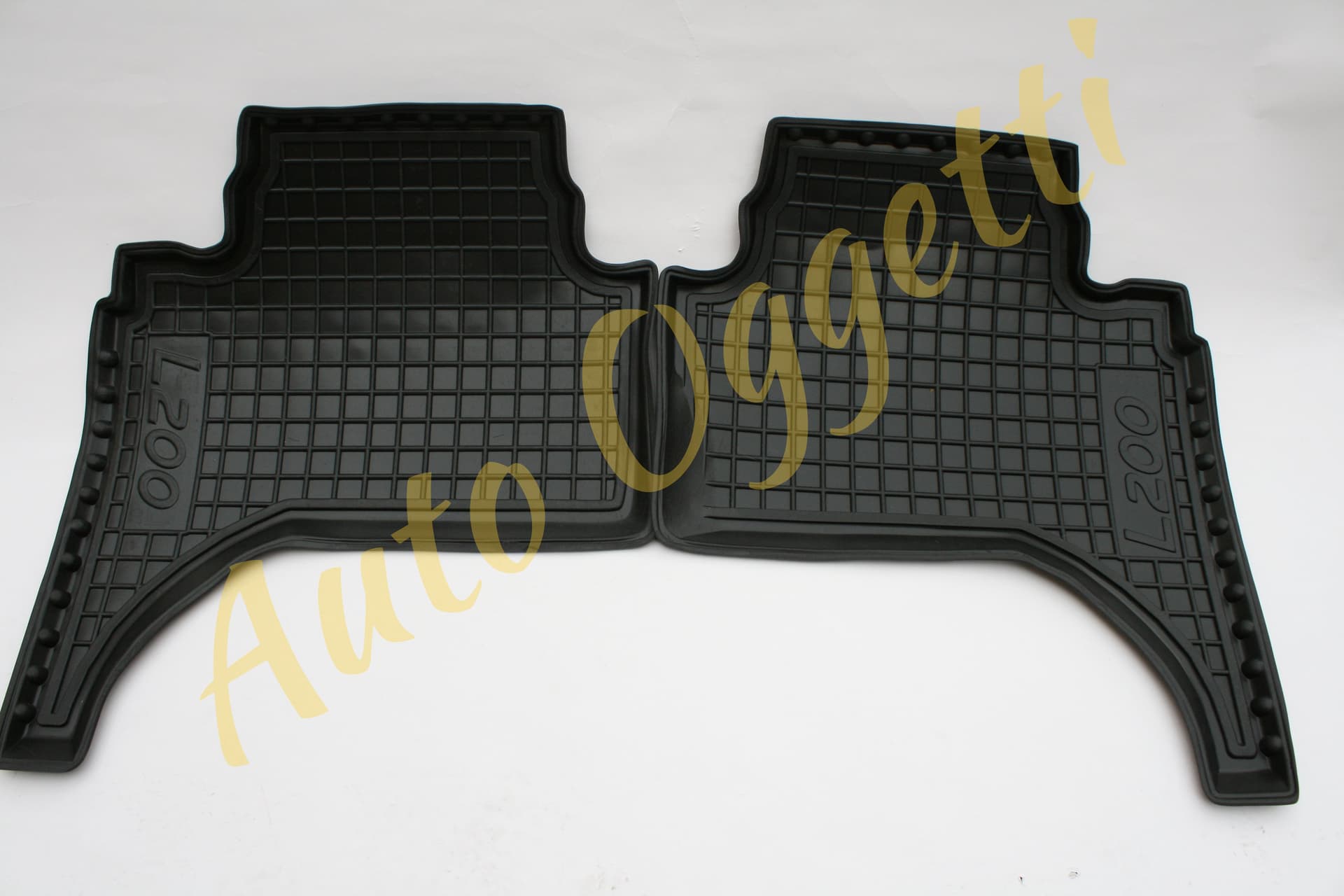 Tappetini di gomma per Mitsubishi L200/Triton (2013+) in Tappetini antiscivolo Autooggetti.it - Roma, commercioVirtuoso.it