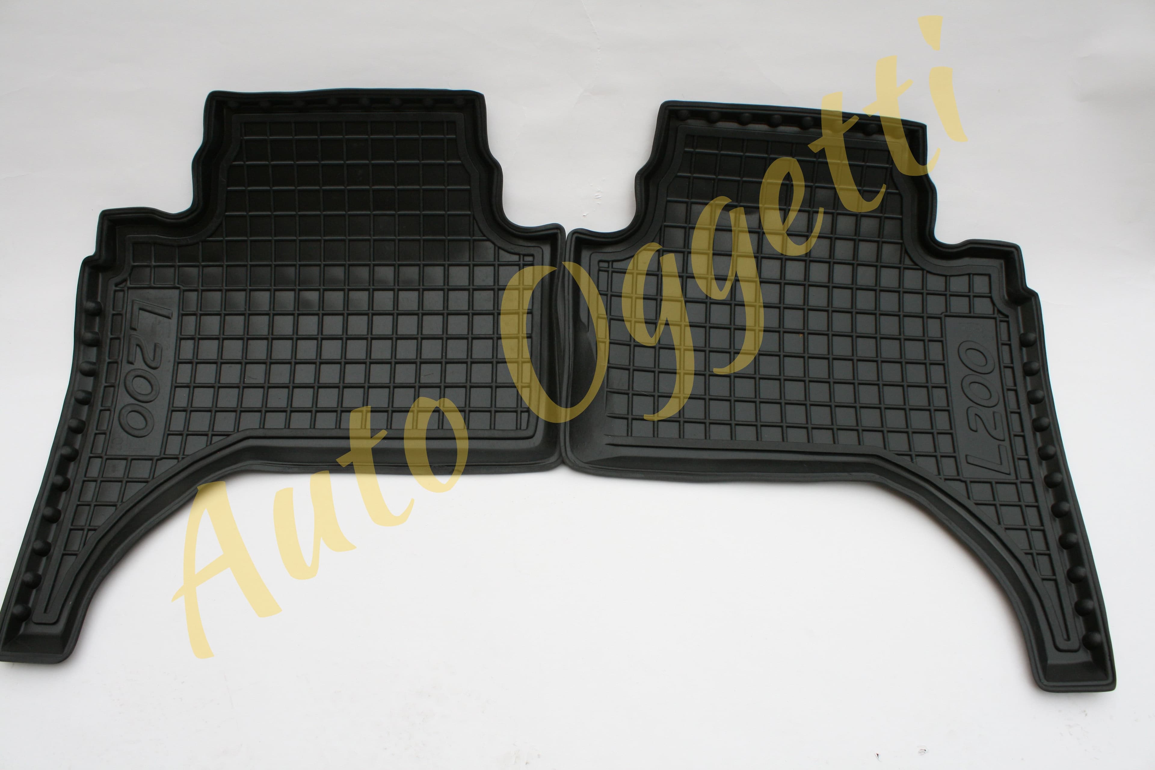 Tappetini di gomma per Mitsubishi L200/Triton (2013+) in Tappetini antiscivolo Autooggetti.it - Roma, commercioVirtuoso.it