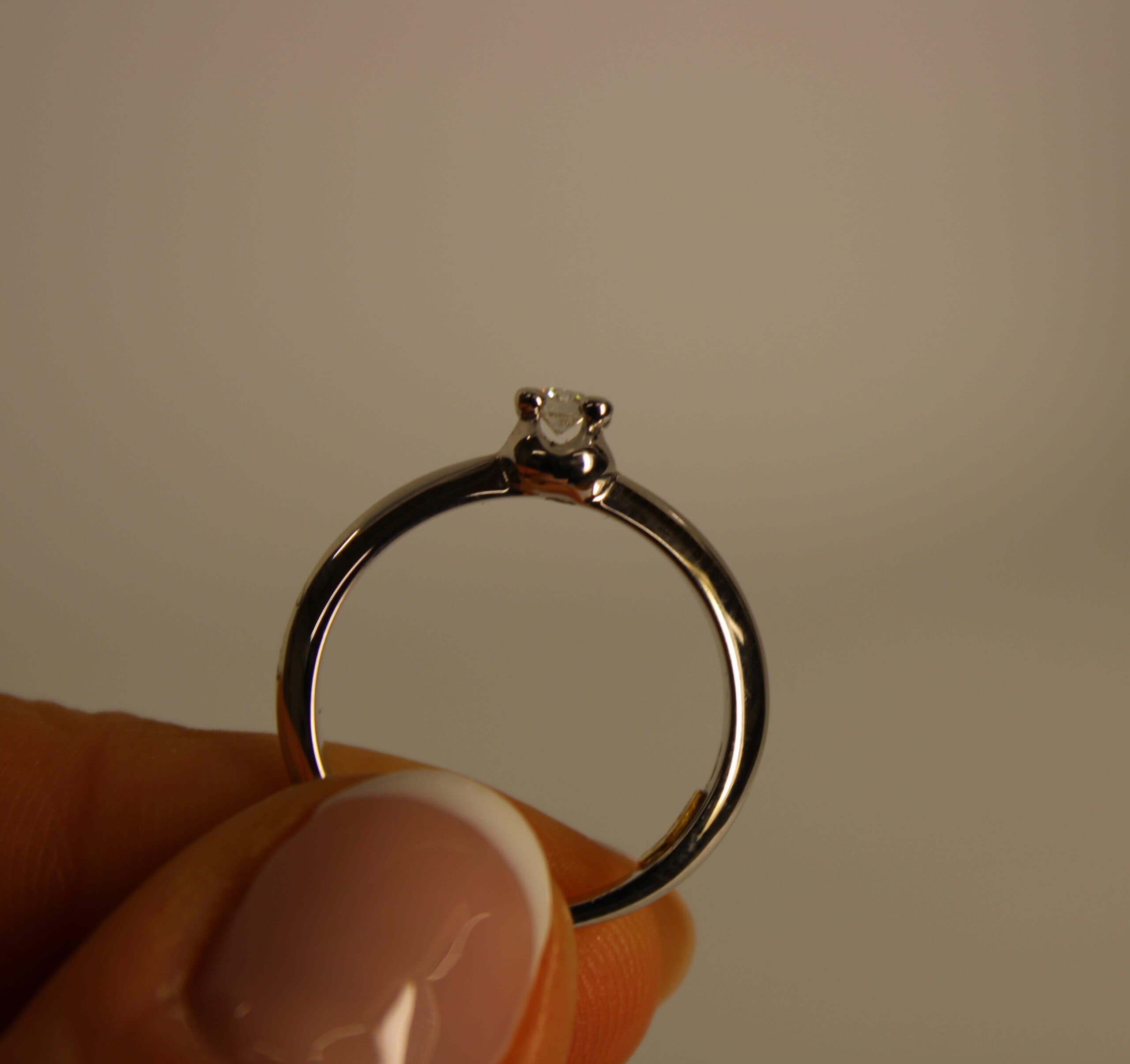 Anello solitario donna RECARLO ZT099/010 in Anelli Gioielleria Cameli - Monte Urano, commercioVirtuoso.it