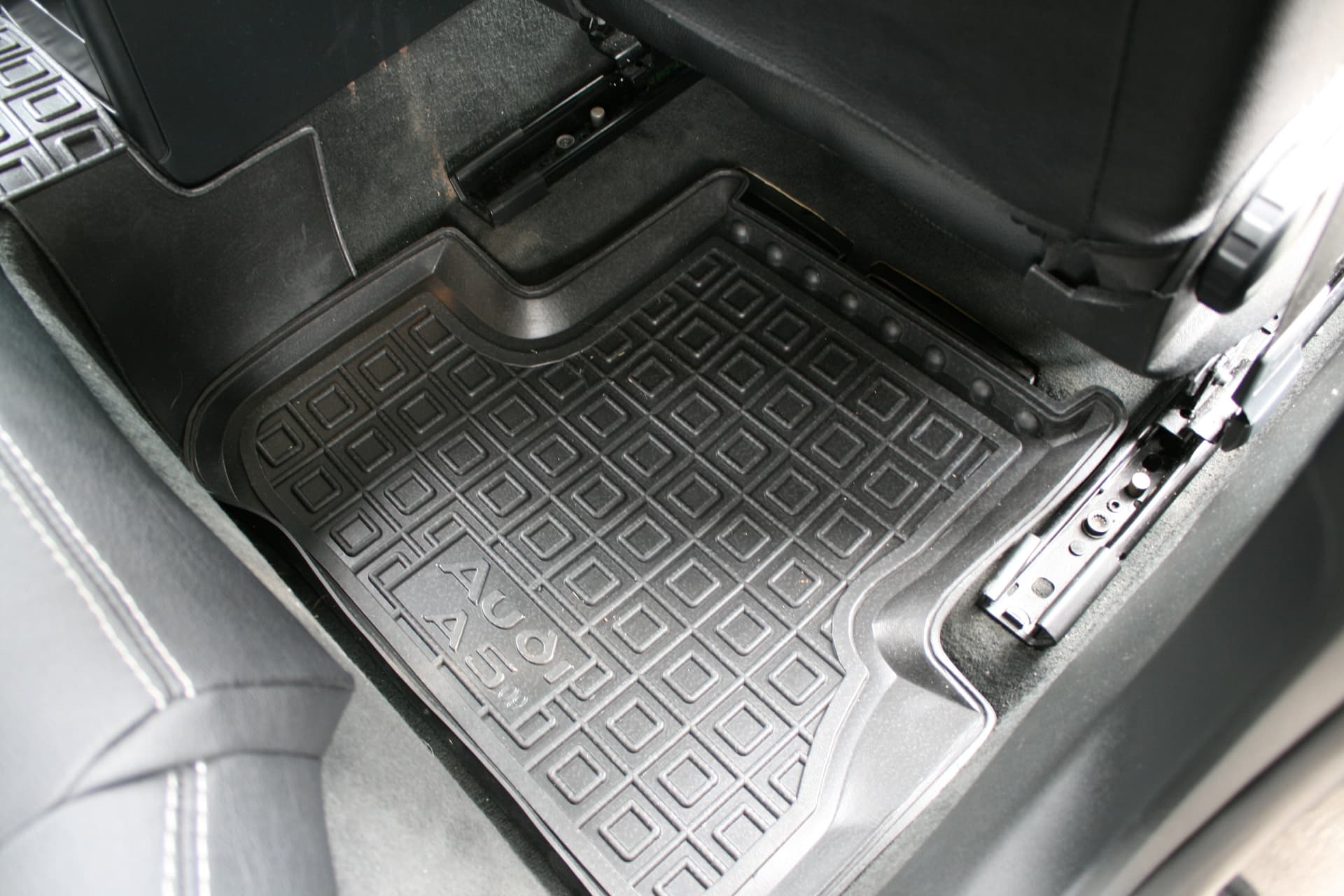 Tappetini di gomma per Audi A5 Sportback (2007-2016) in Tappetini antiscivolo Autooggetti.it - Roma, commercioVirtuoso.it