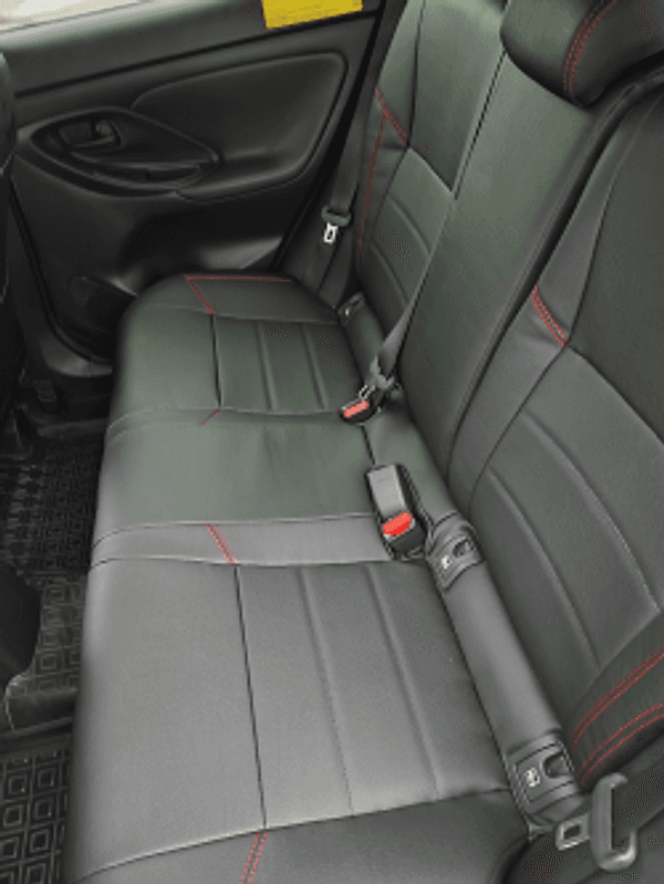 Coprisedili su misura per Toyota Yaris Cross (2020+), Dynamic style in Set per interni Autooggetti.it - Roma, commercioVirtuoso.it