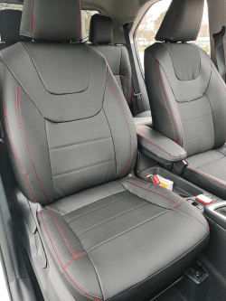 Coprisedili su misura per Toyota Yaris Cross (2020+), Dynamic style in Set per interni Autooggetti.it - Roma, commercioVirtuoso.it