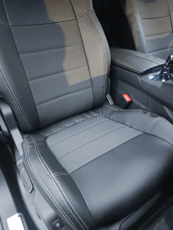 Set coprisedili su misura per Peugeot 3008 (2017+) in Set per interni Autooggetti.it - Roma, commercioVirtuoso.it