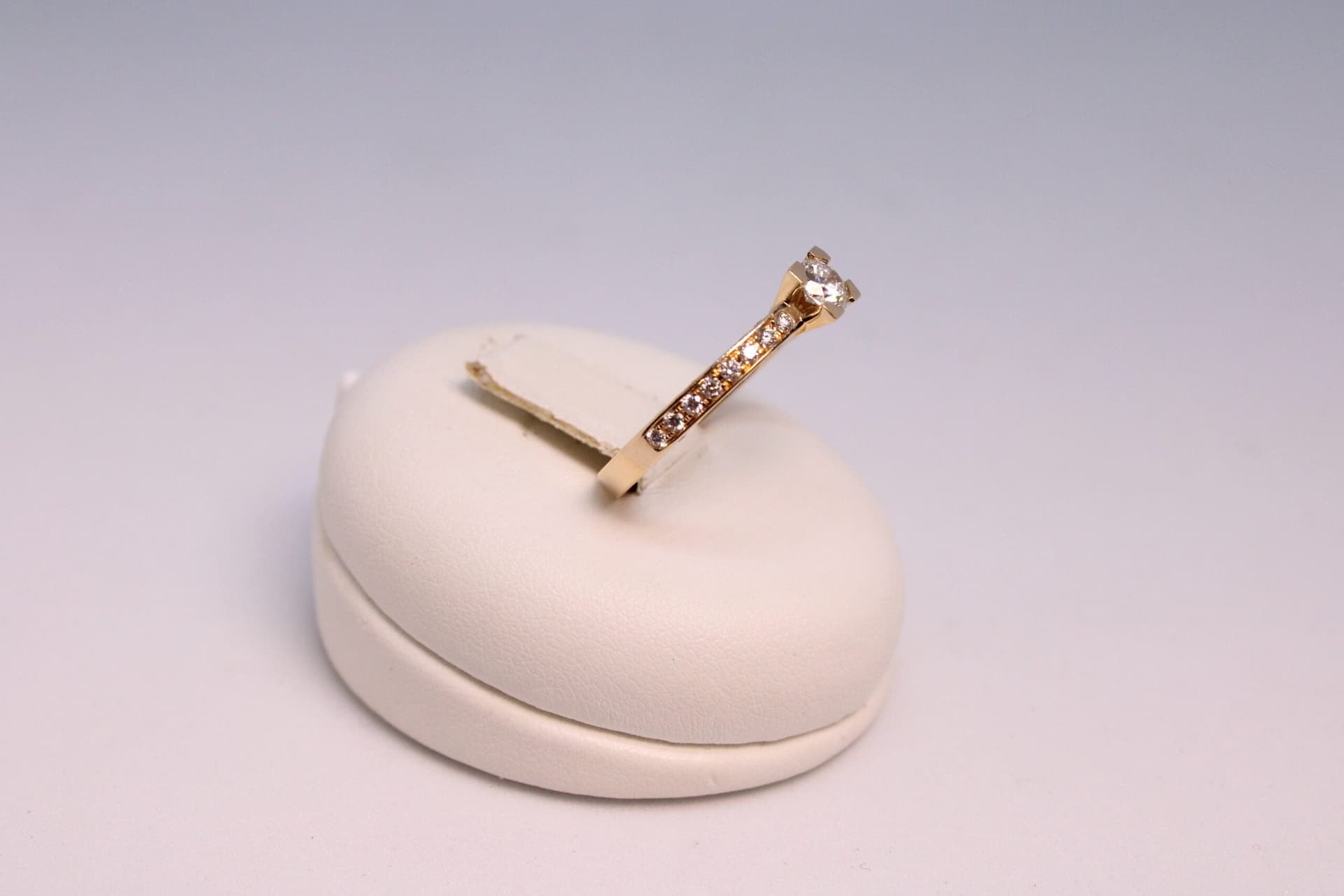 Anello donna GIORGIO VISCONTI AR15366B in Anelli Gioielleria Cameli - Monte Urano, commercioVirtuoso.it