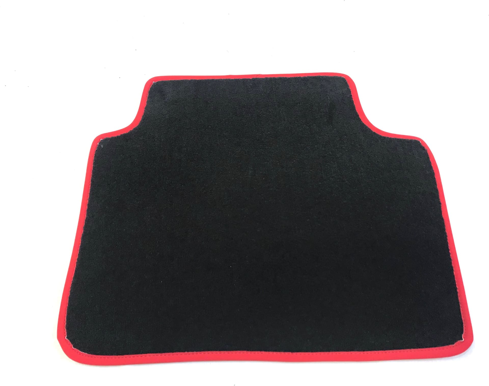 Tappetini in moquette (Velluto) "Waterloo" Alfa Romeo Giulia (2016+) in Tappetini antiscivolo Autooggetti.it - Roma, commercioVirtuoso.it