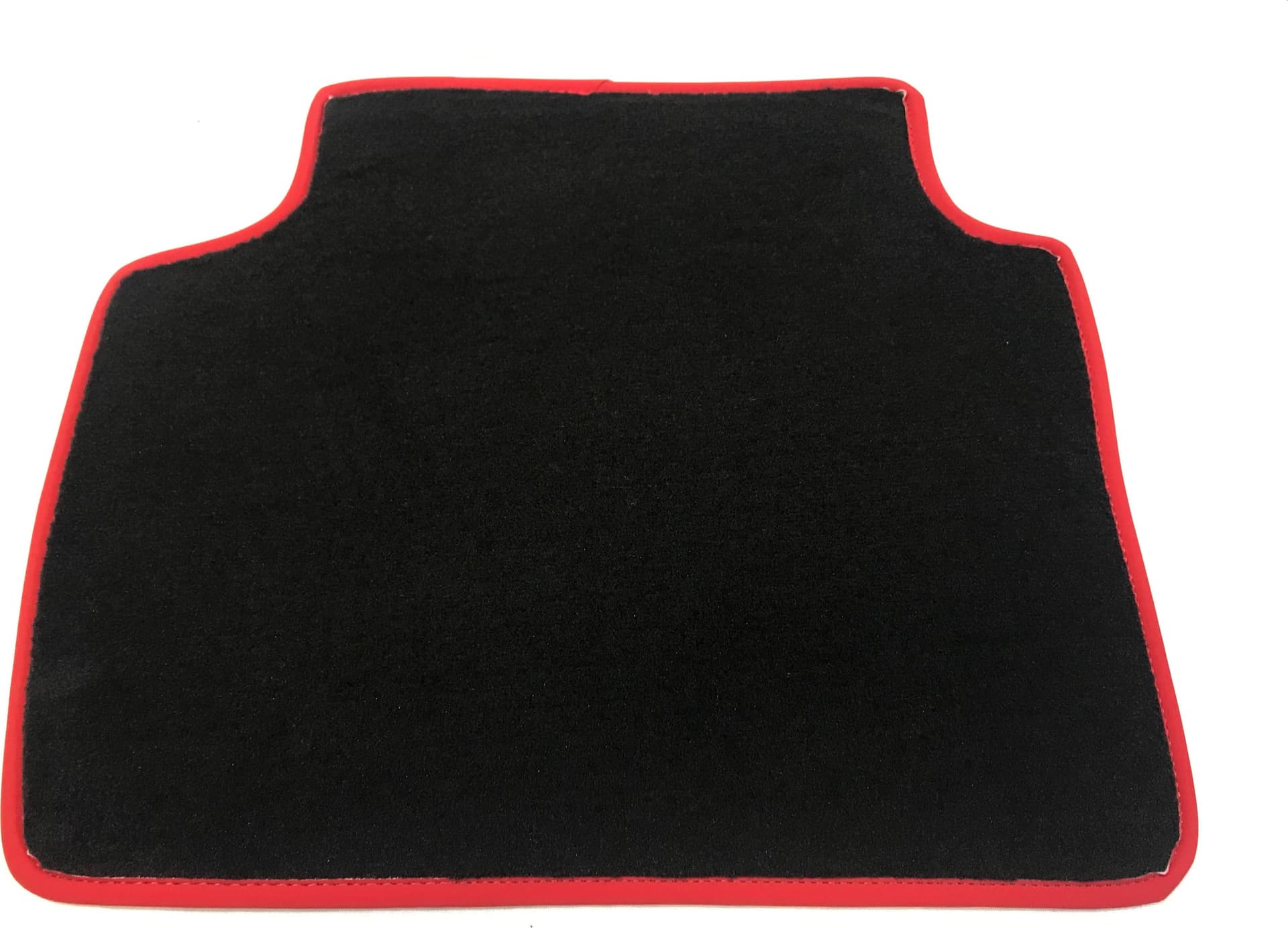 Tappetini in moquette (Velluto) "Waterloo" Alfa Romeo Giulia (2016+) in Tappetini antiscivolo Autooggetti.it - Roma, commercioVirtuoso.it